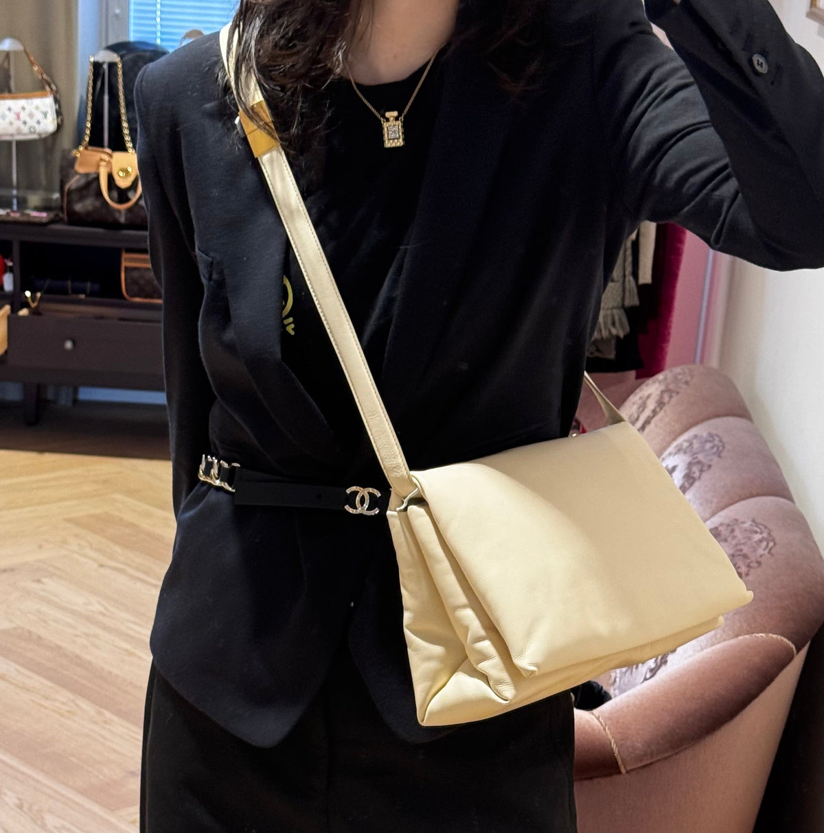 Prisma Large Shoulder Bag White Leather