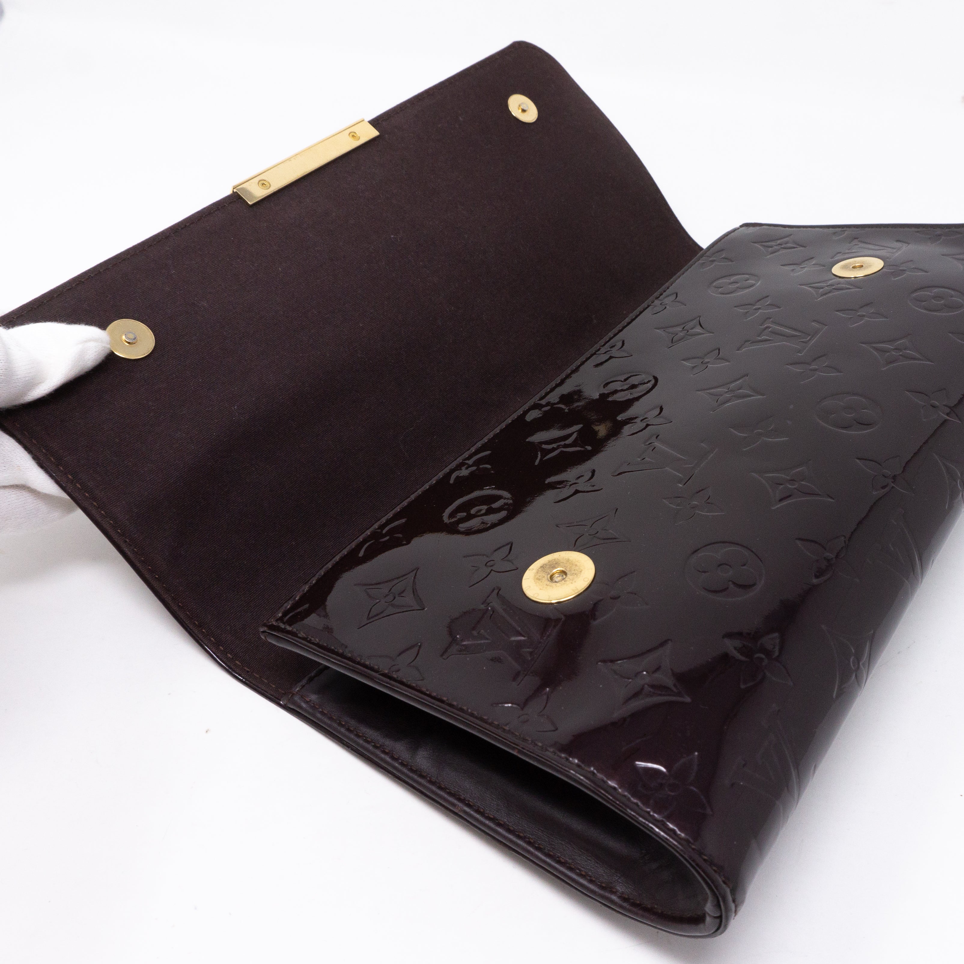 Robertson Clutch Vernis Amarante