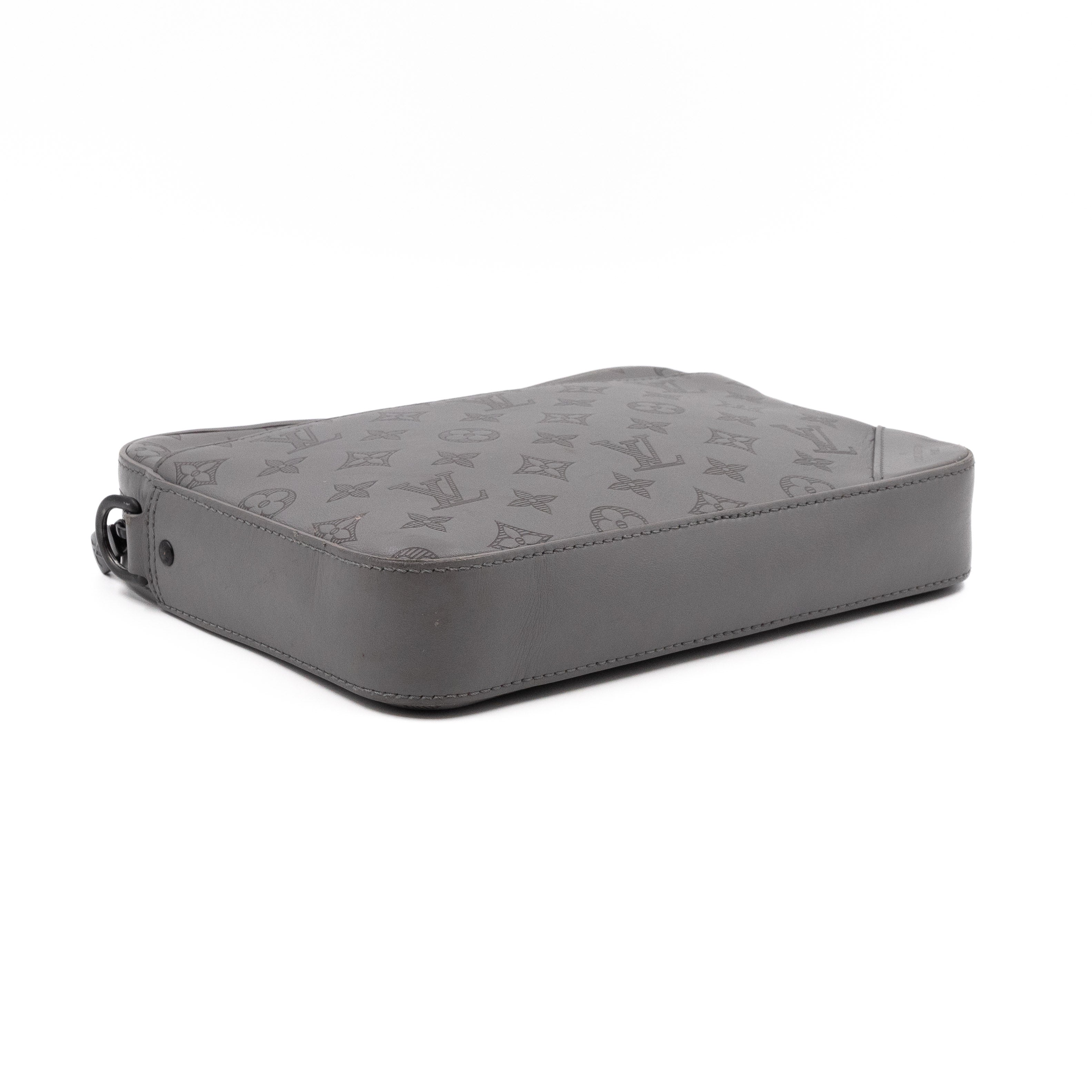 Duo Messenger Monogram Shadow Anthracite