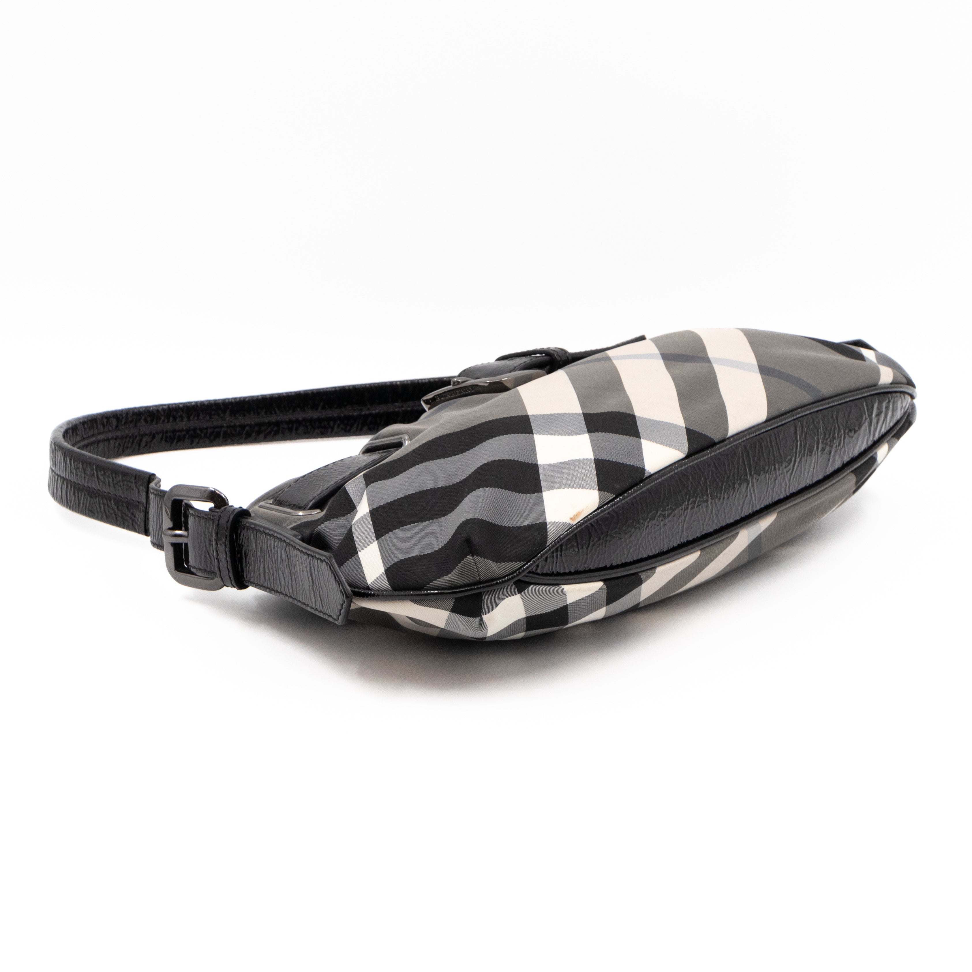 Shoulder Bag Beat Check Patent Leather