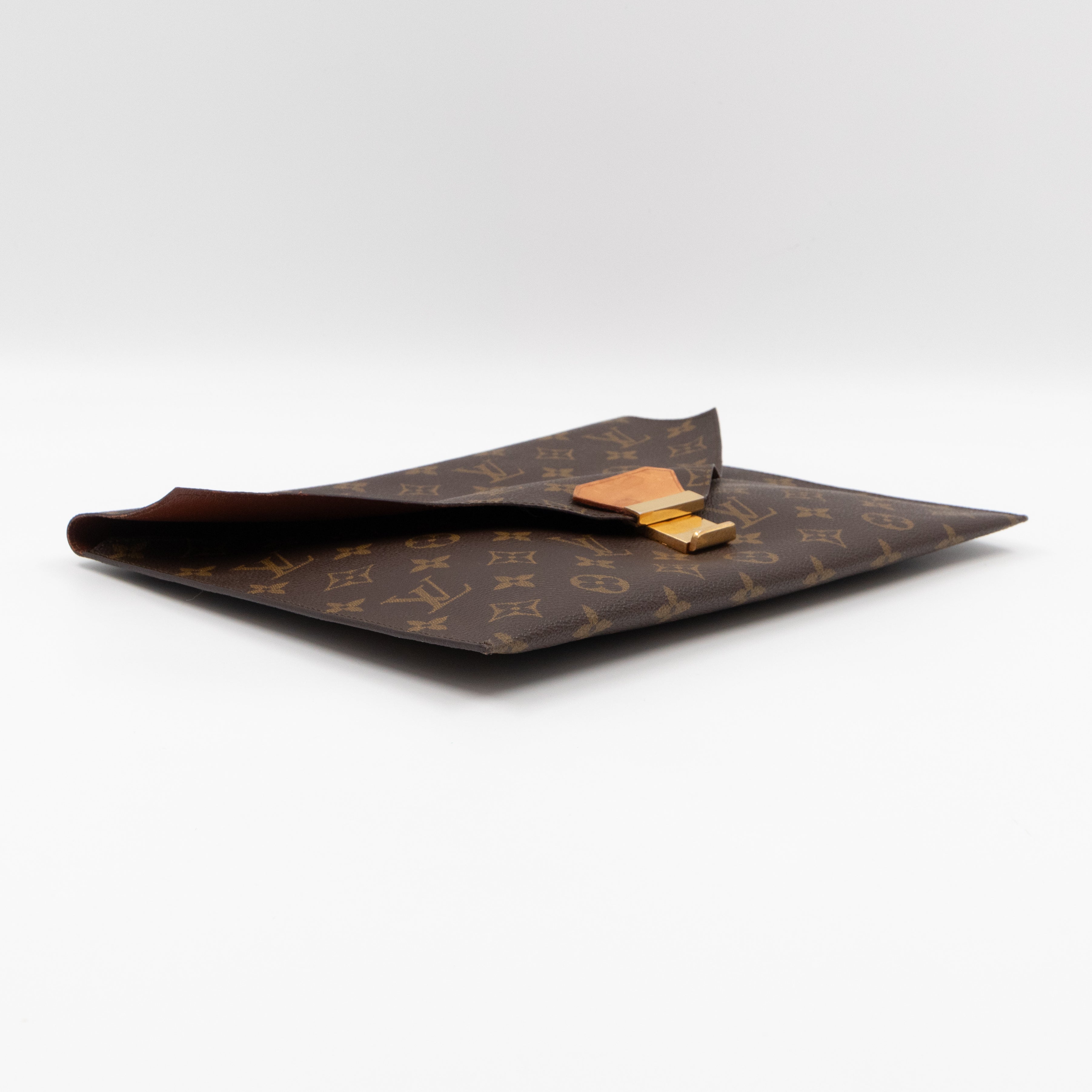 Vintage Poche Plate Monogram