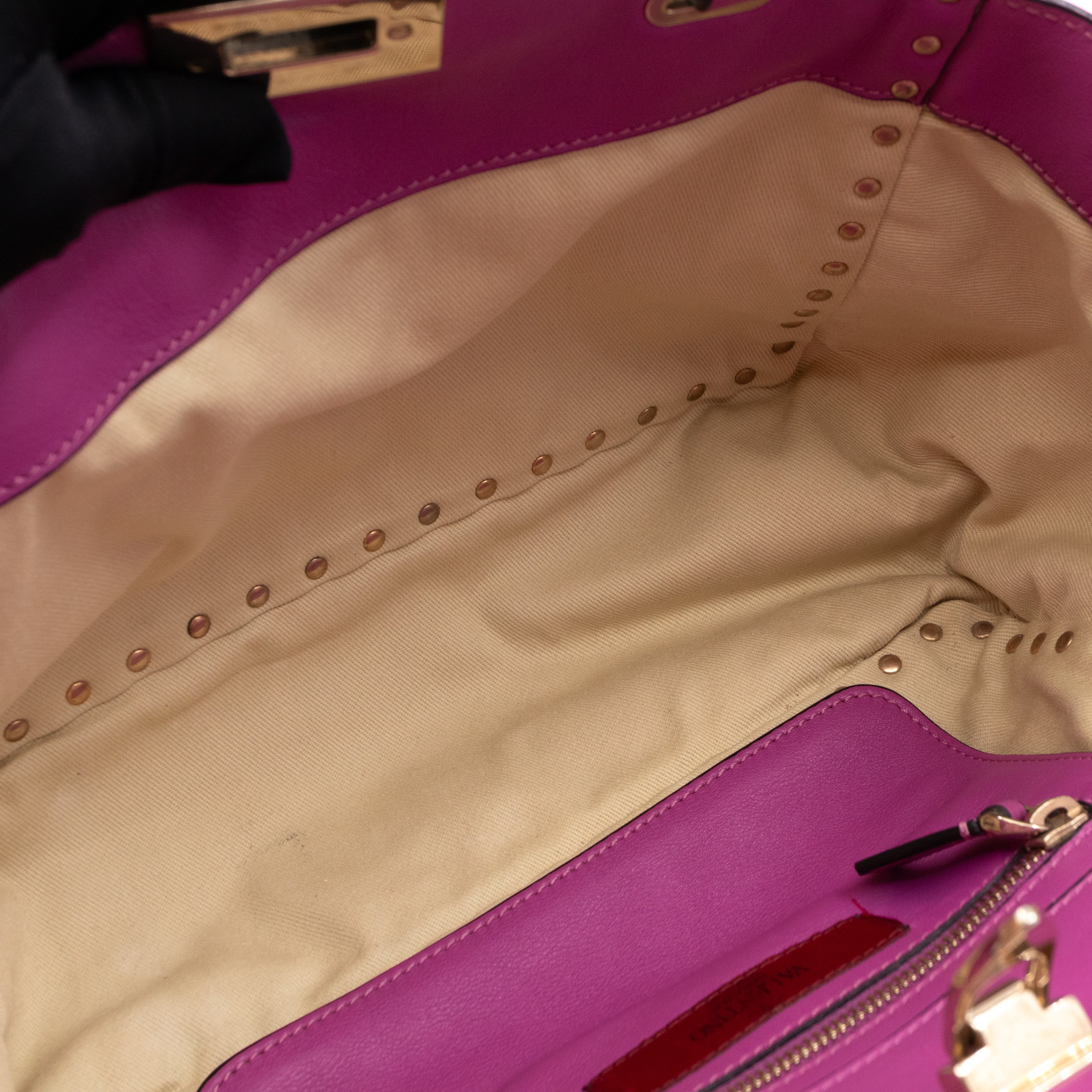 Rockstud Trapeze Tote Pink Leather
