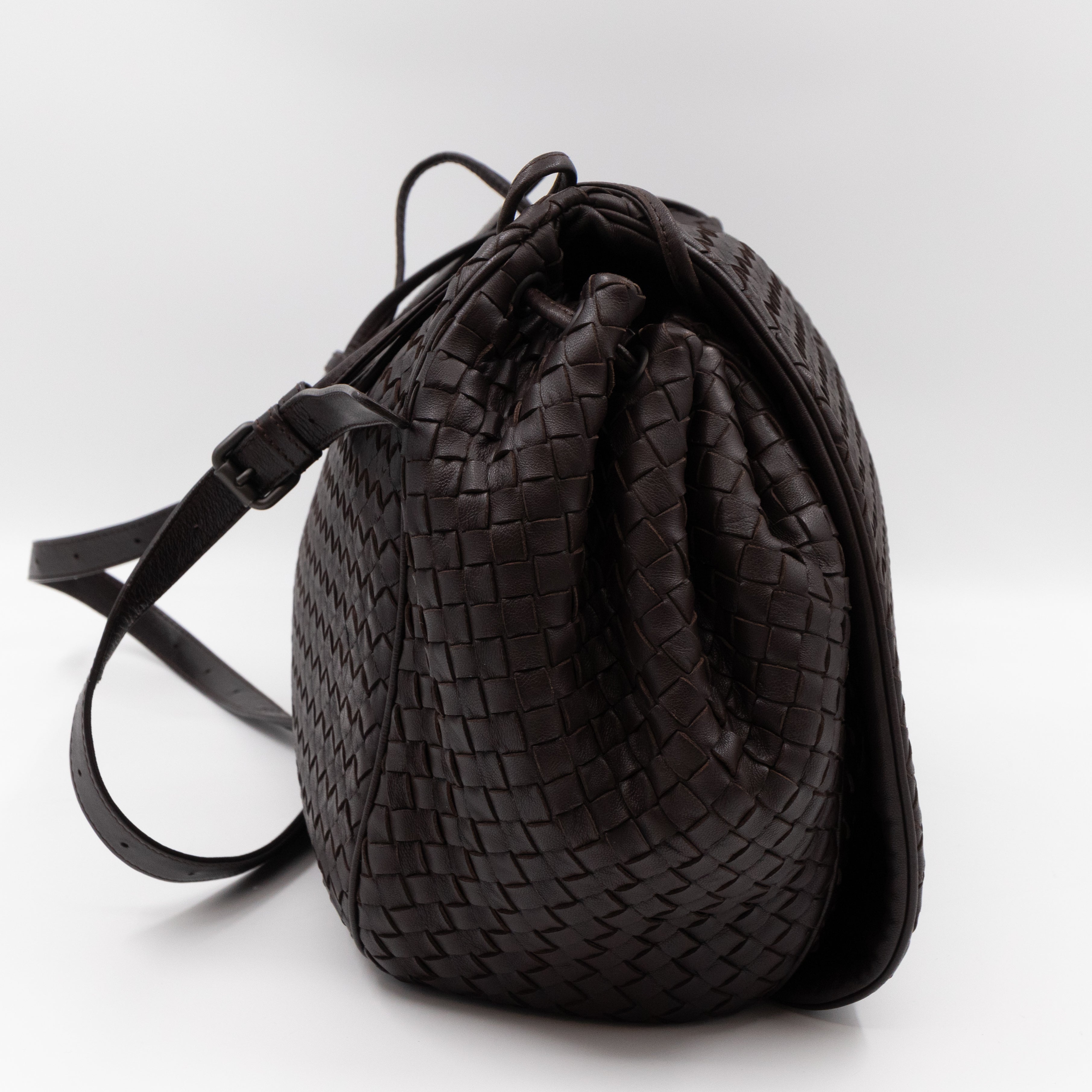 Large Drawstring Flap Crossbody Bag Intrecciato Dark Brown Leather