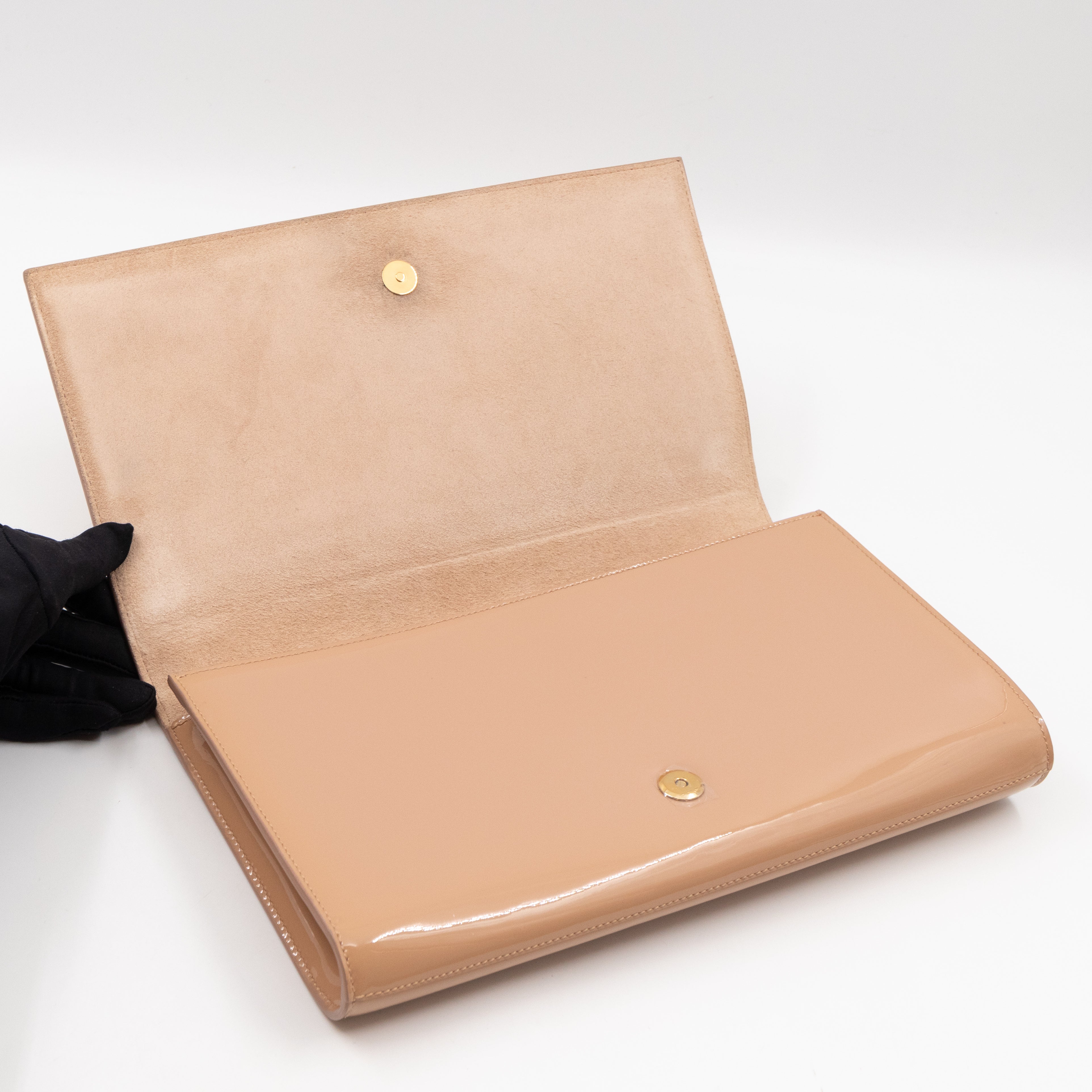 Belle De Jour Clutch Large Patent Leather Rose Beige