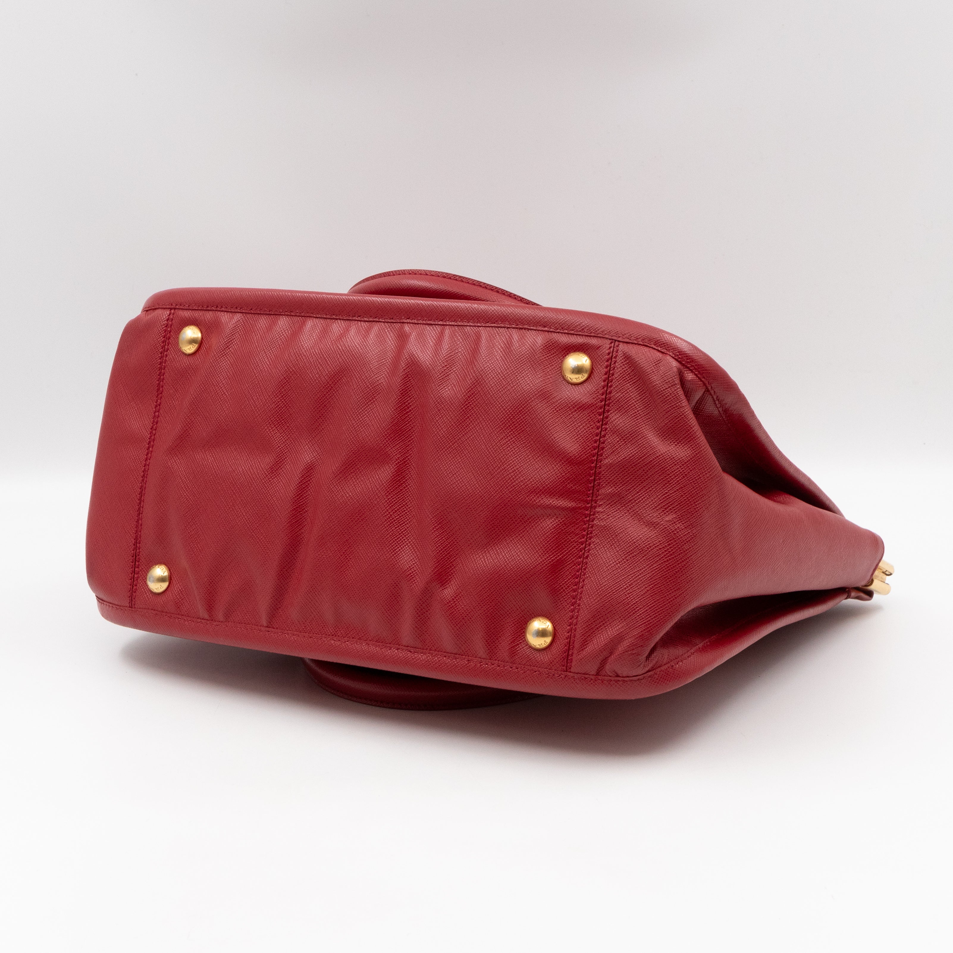 Double Handle Tote Bag Fuoco Red Saffiano Lux