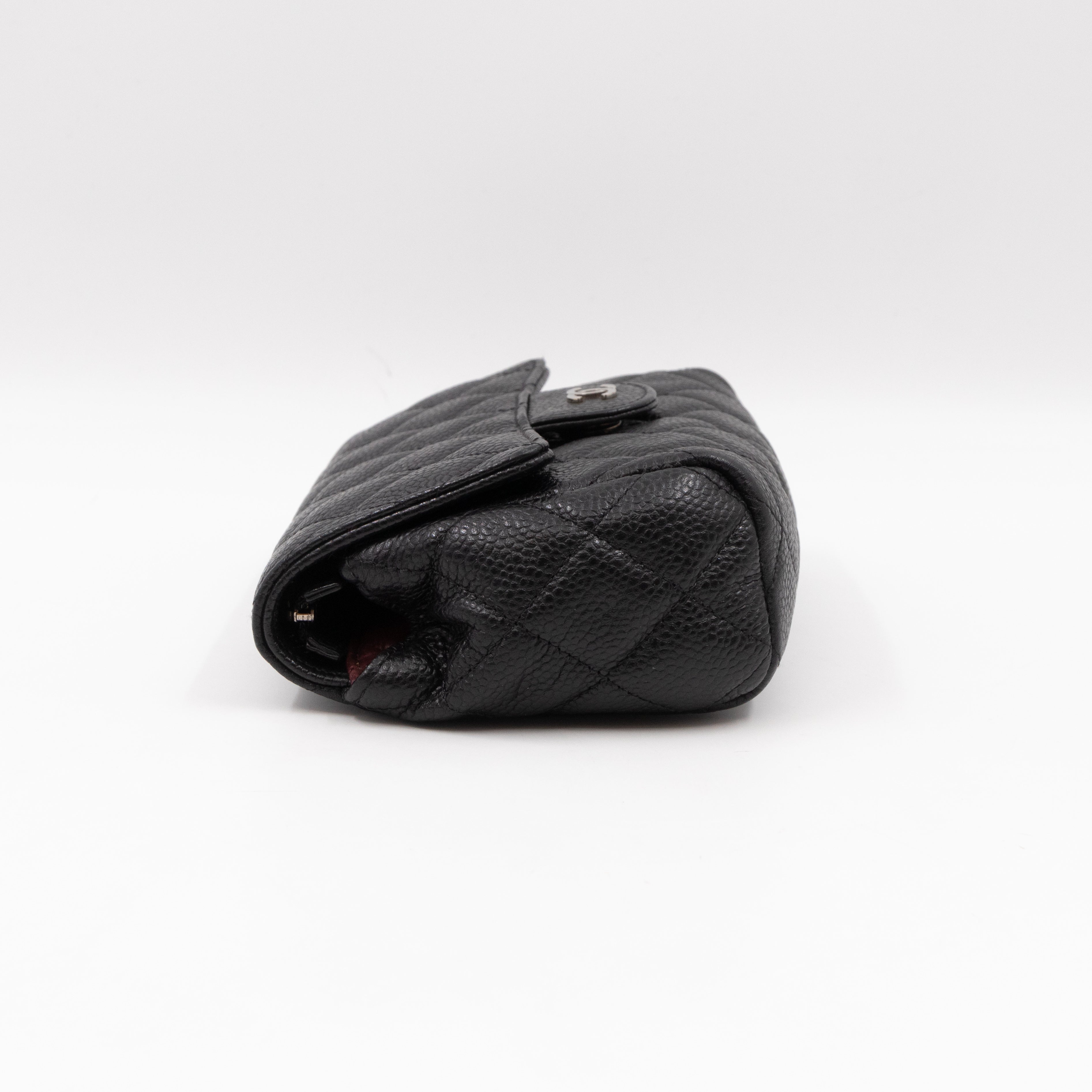 Small Flap Cosmetic Case Quilted Caviar Black