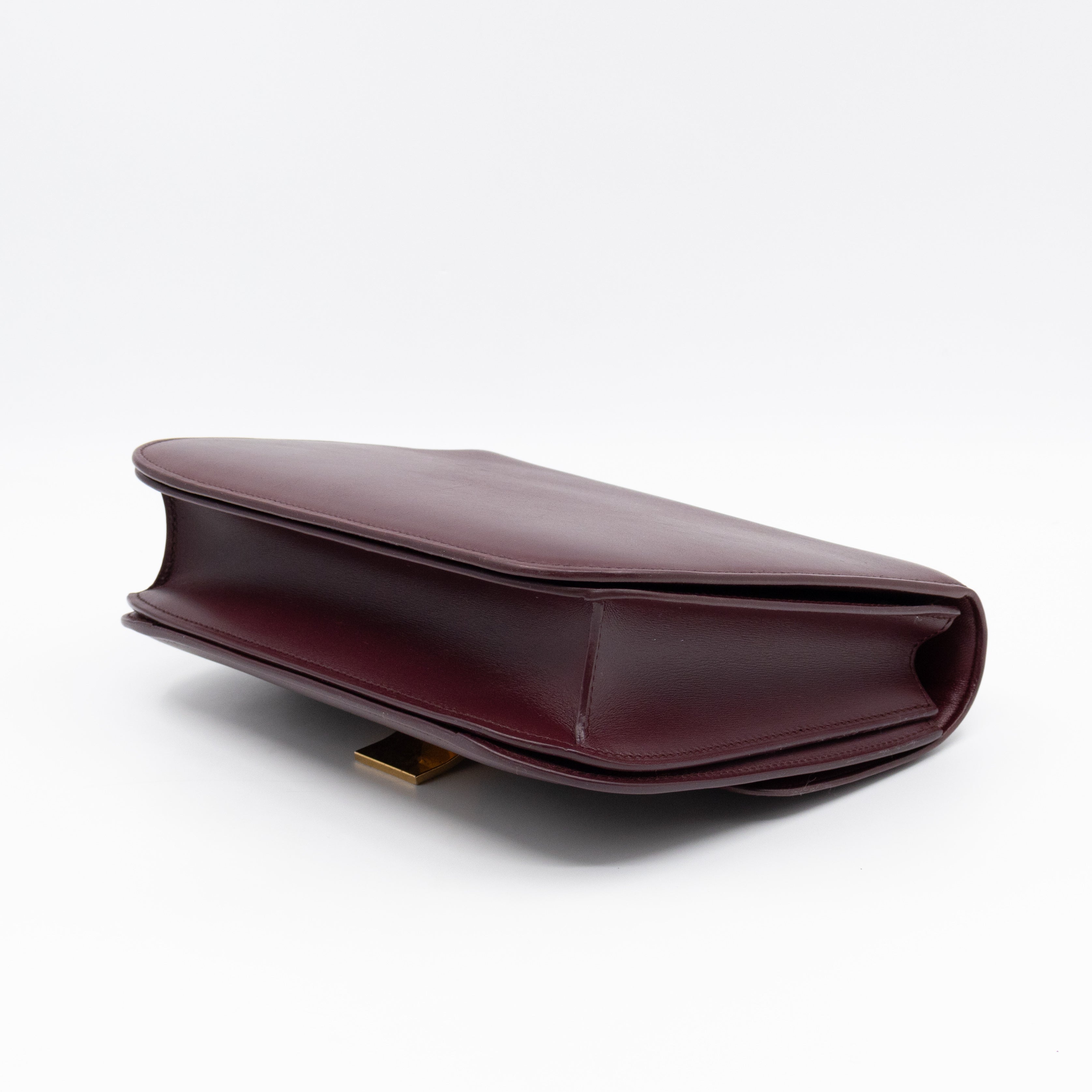 Classic Box Medium Burgundy Leather