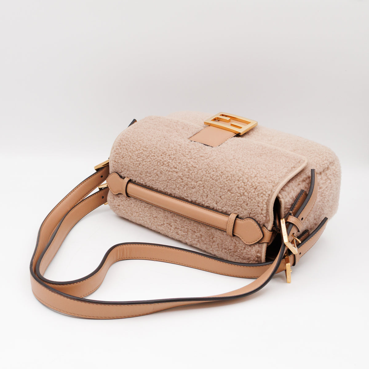 Multi Baguette Shoulder Bag Rosa Plaster Shearling
