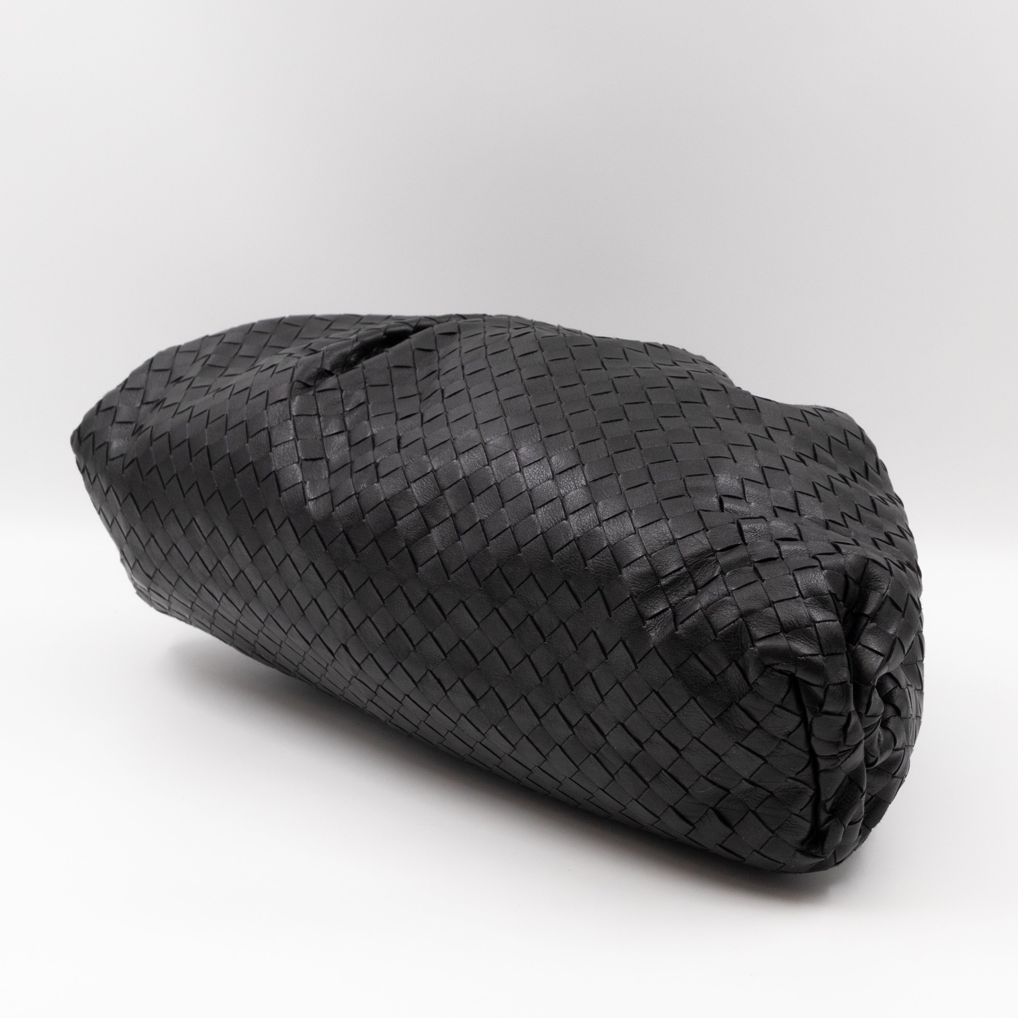 Pouch Clutch Intrecciato black Leather