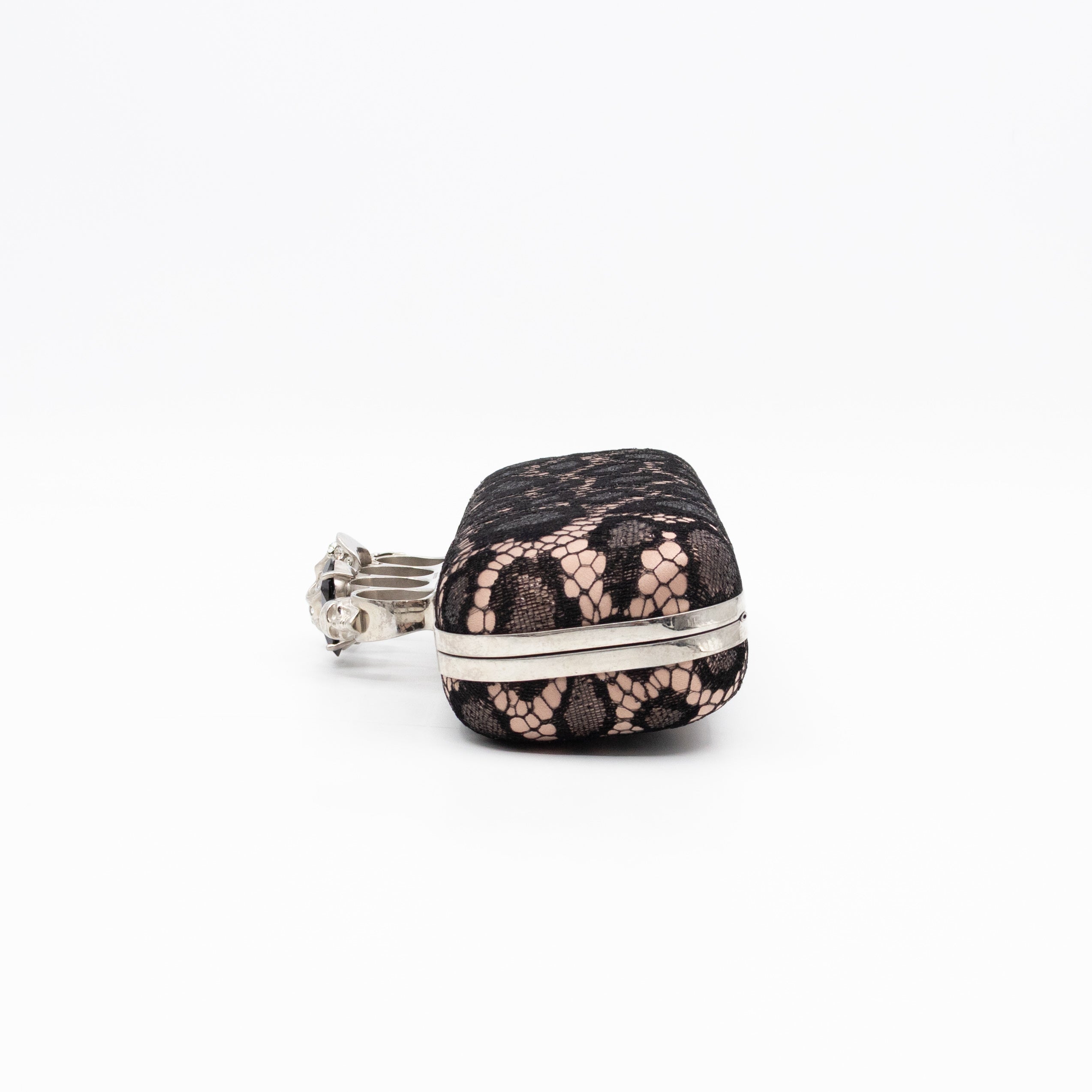 Long Skull Knuckle Clutch Leopard Lace Pink