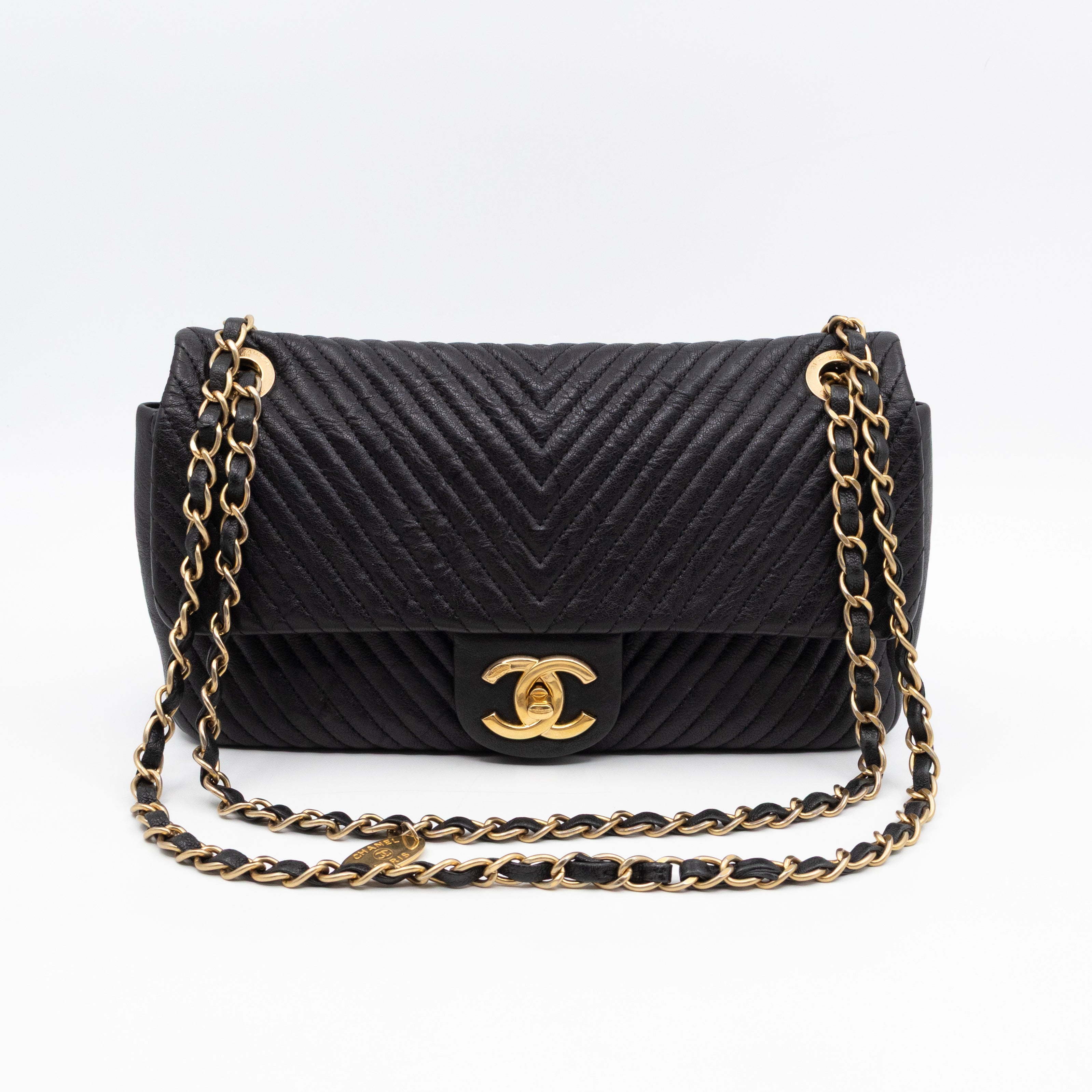 Medallion Charm Flap Bag Medium Black Chevron Leather