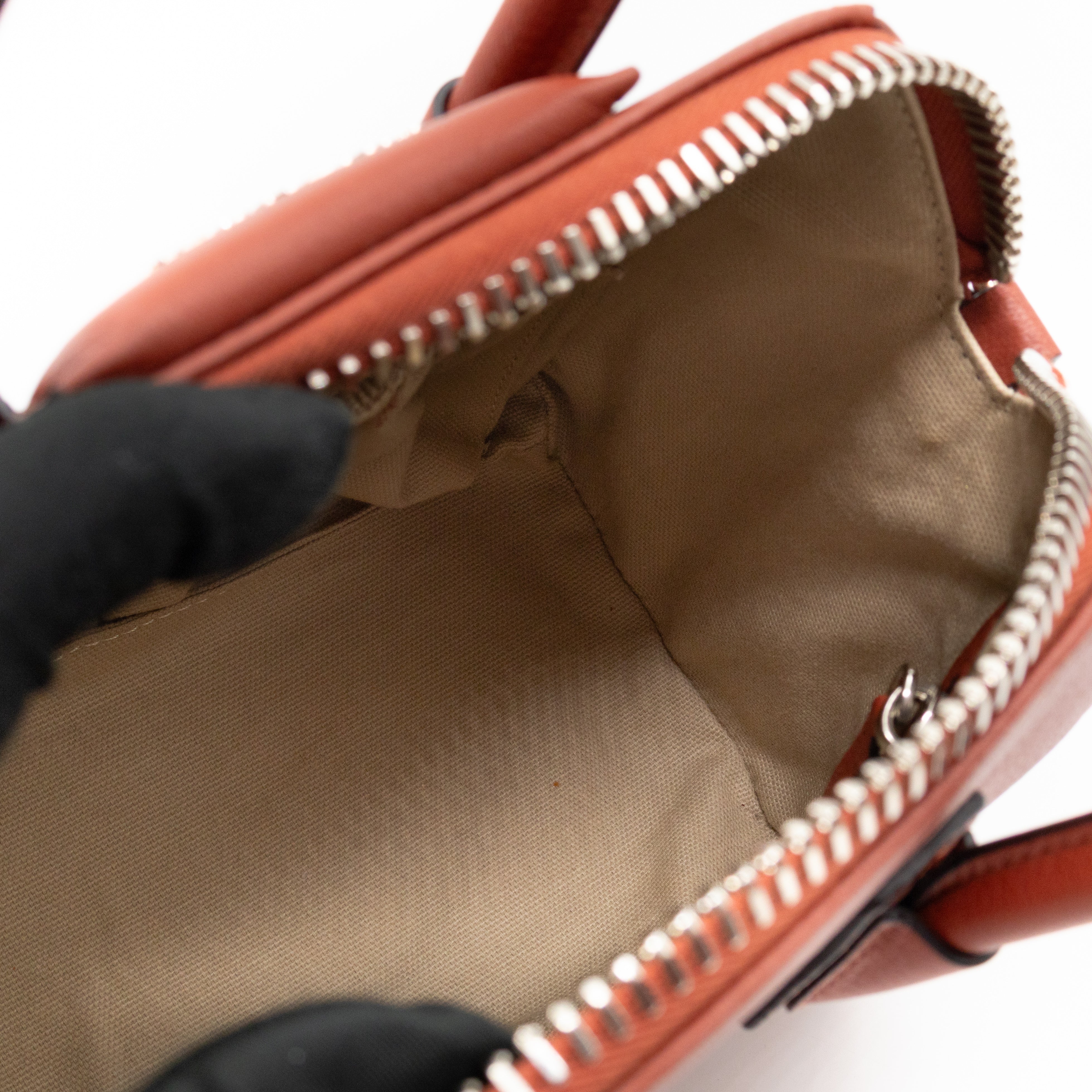 Antigona Mini Paprika Grained Leather