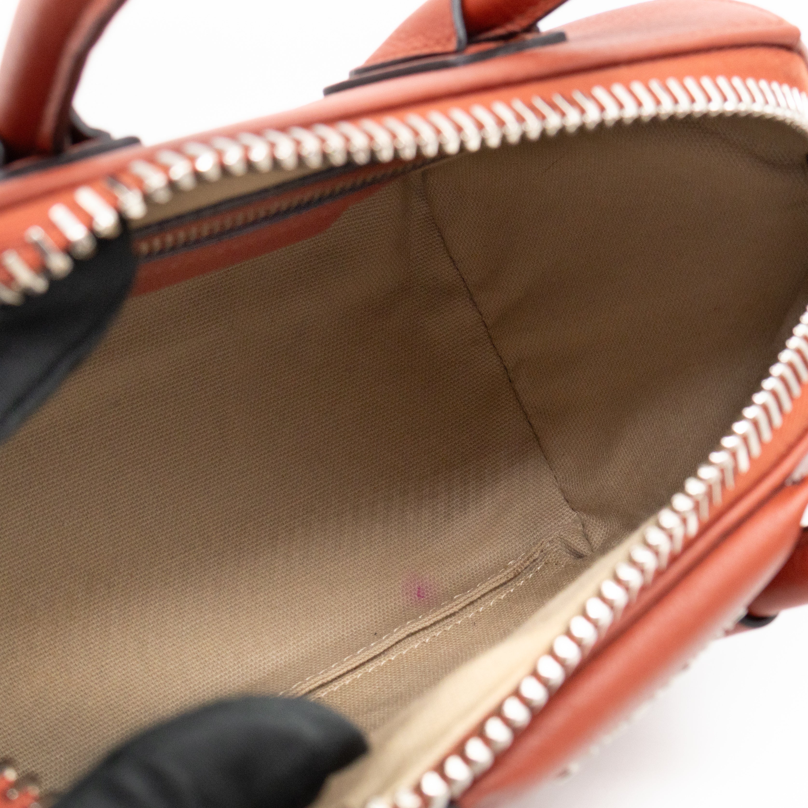 Antigona Mini Paprika Grained Leather