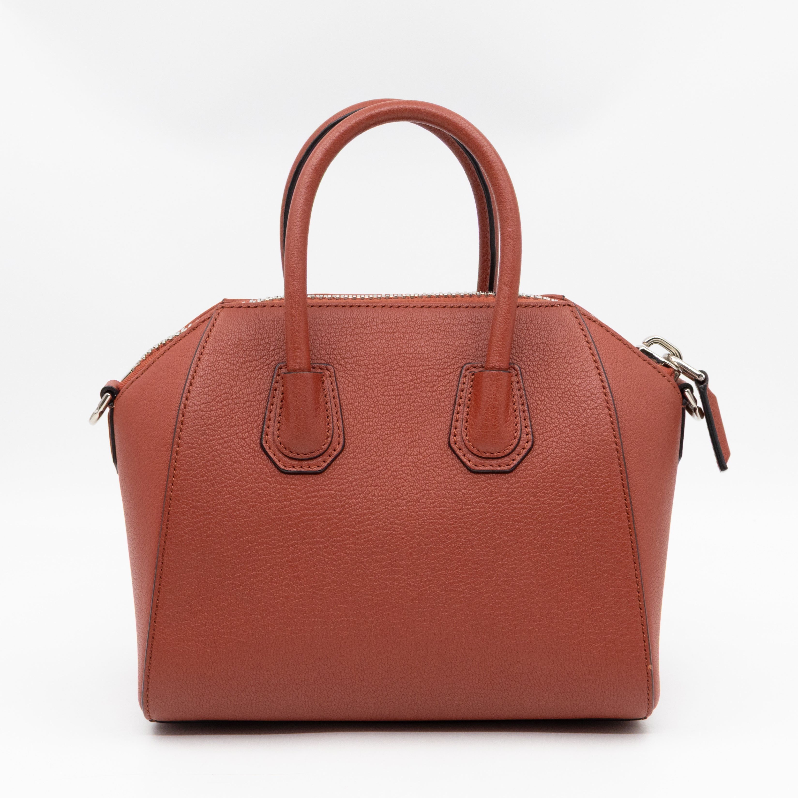 Antigona Mini Paprika Grained Leather