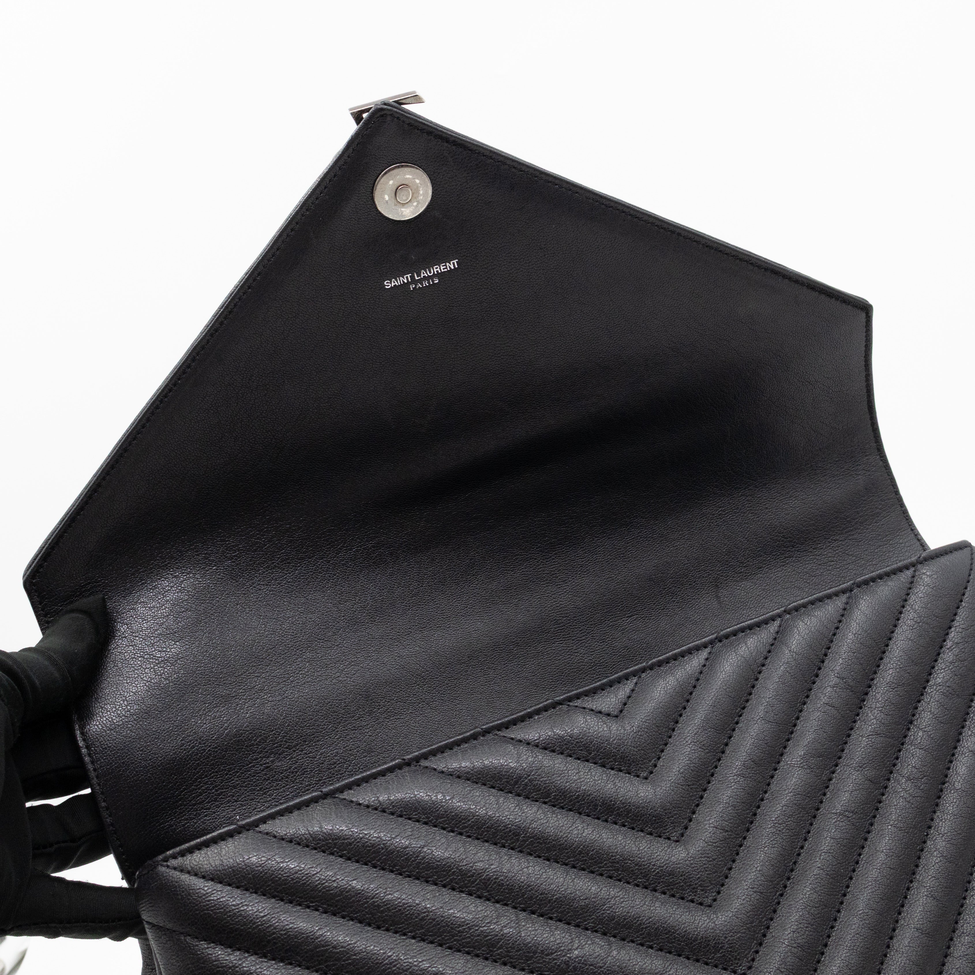 College Large Chevron Quilted Black Leather