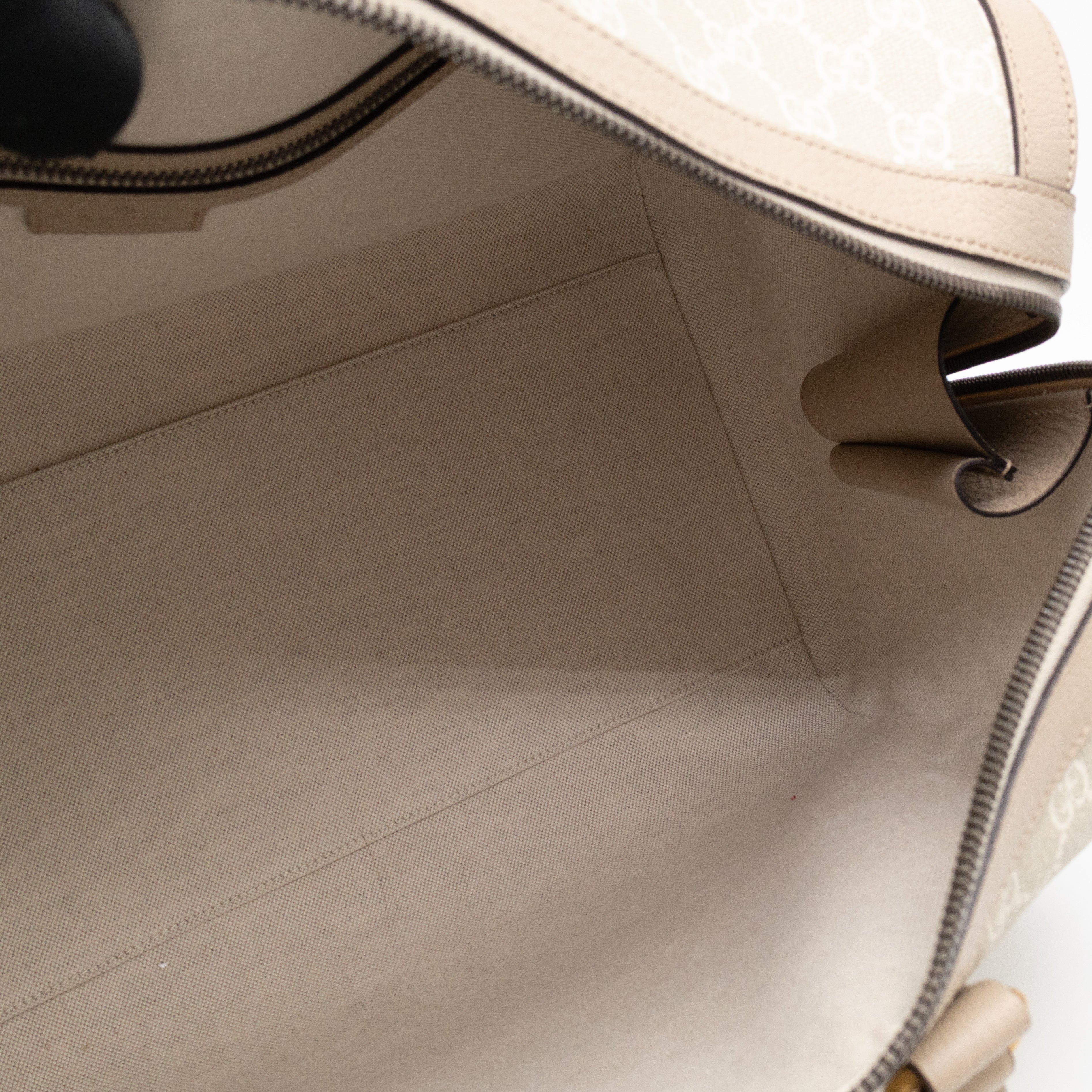 Savoy Medium Duffle Bag GG Supreme Beige Leather