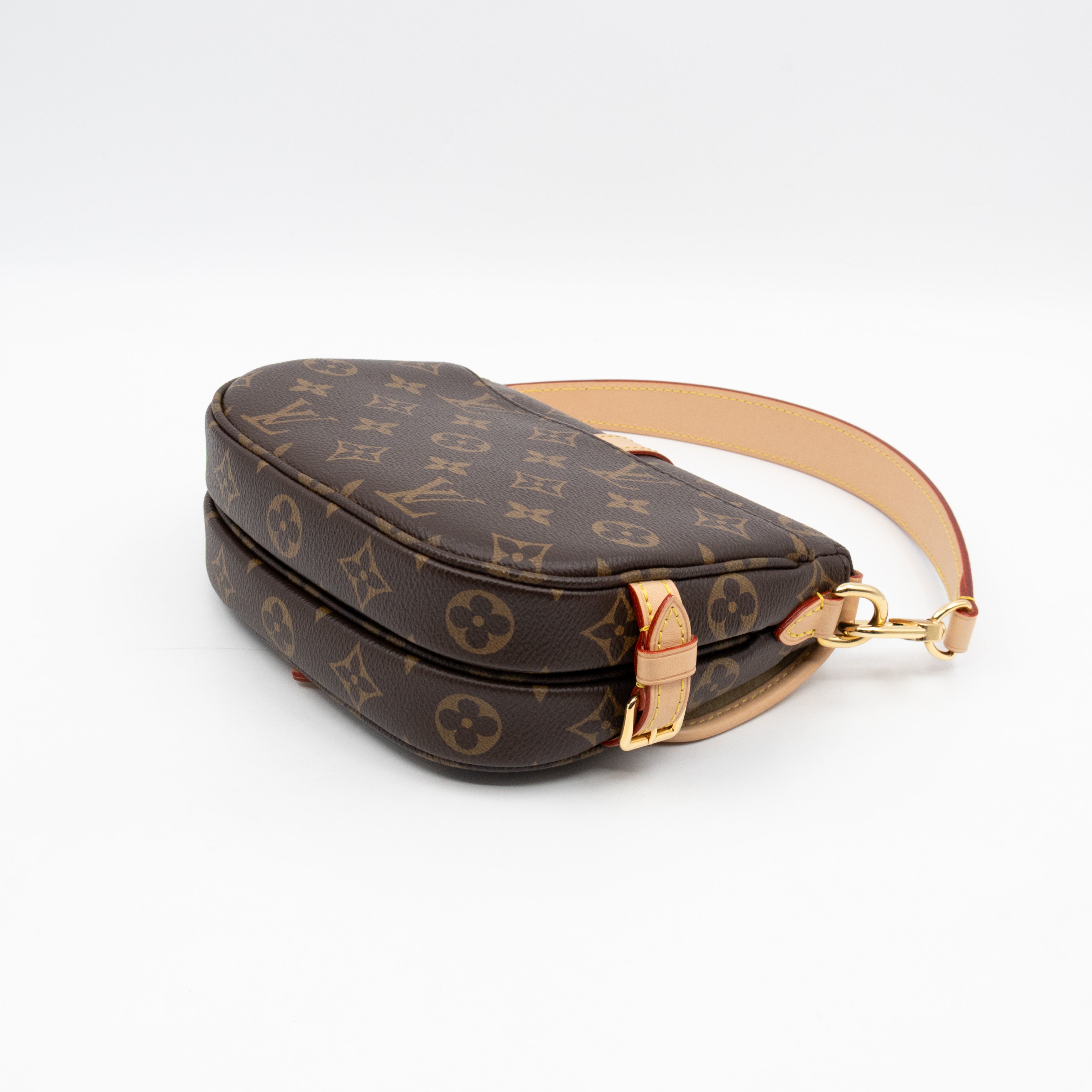 Saumur BB Monogram