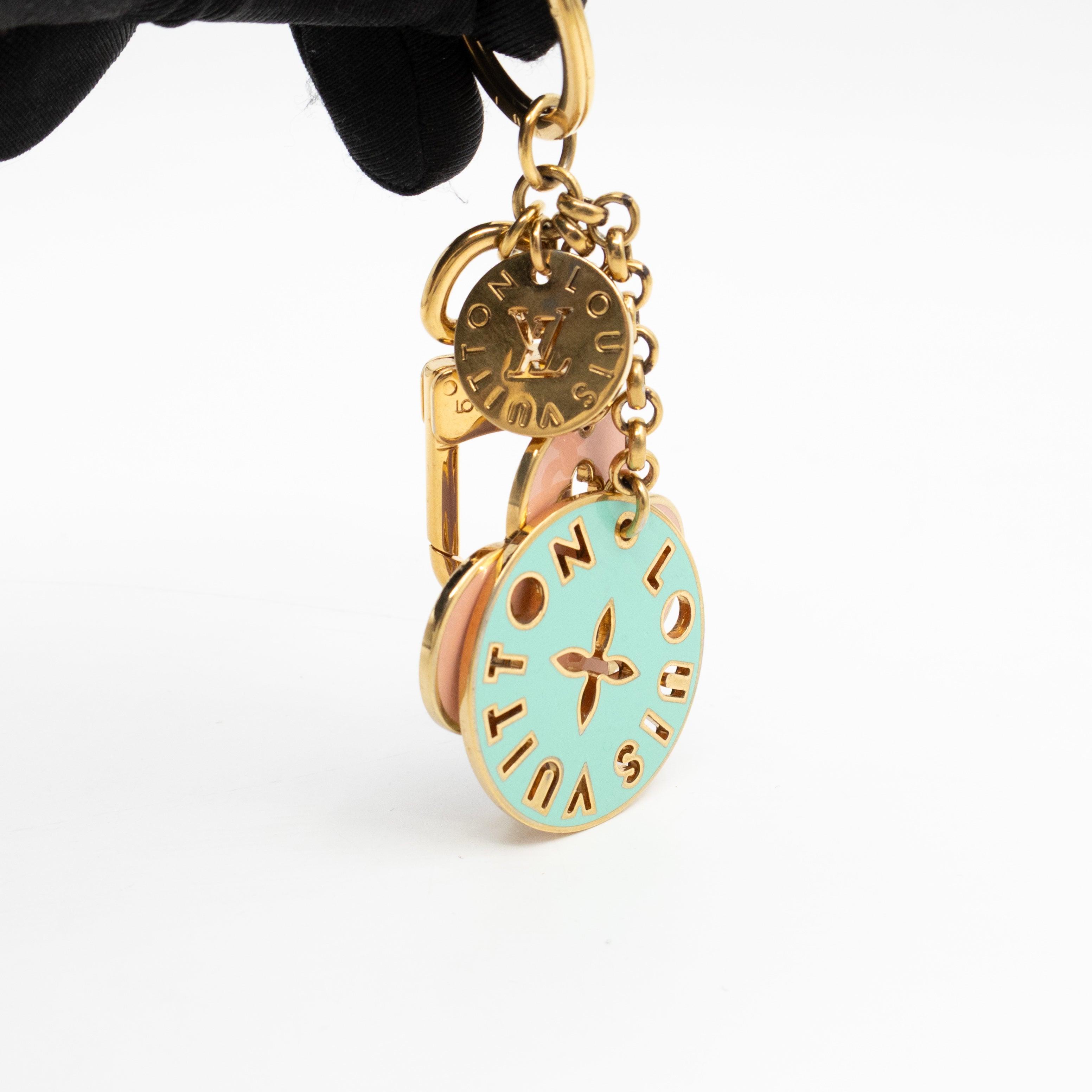 Looping Fleur Pastel Key Charm