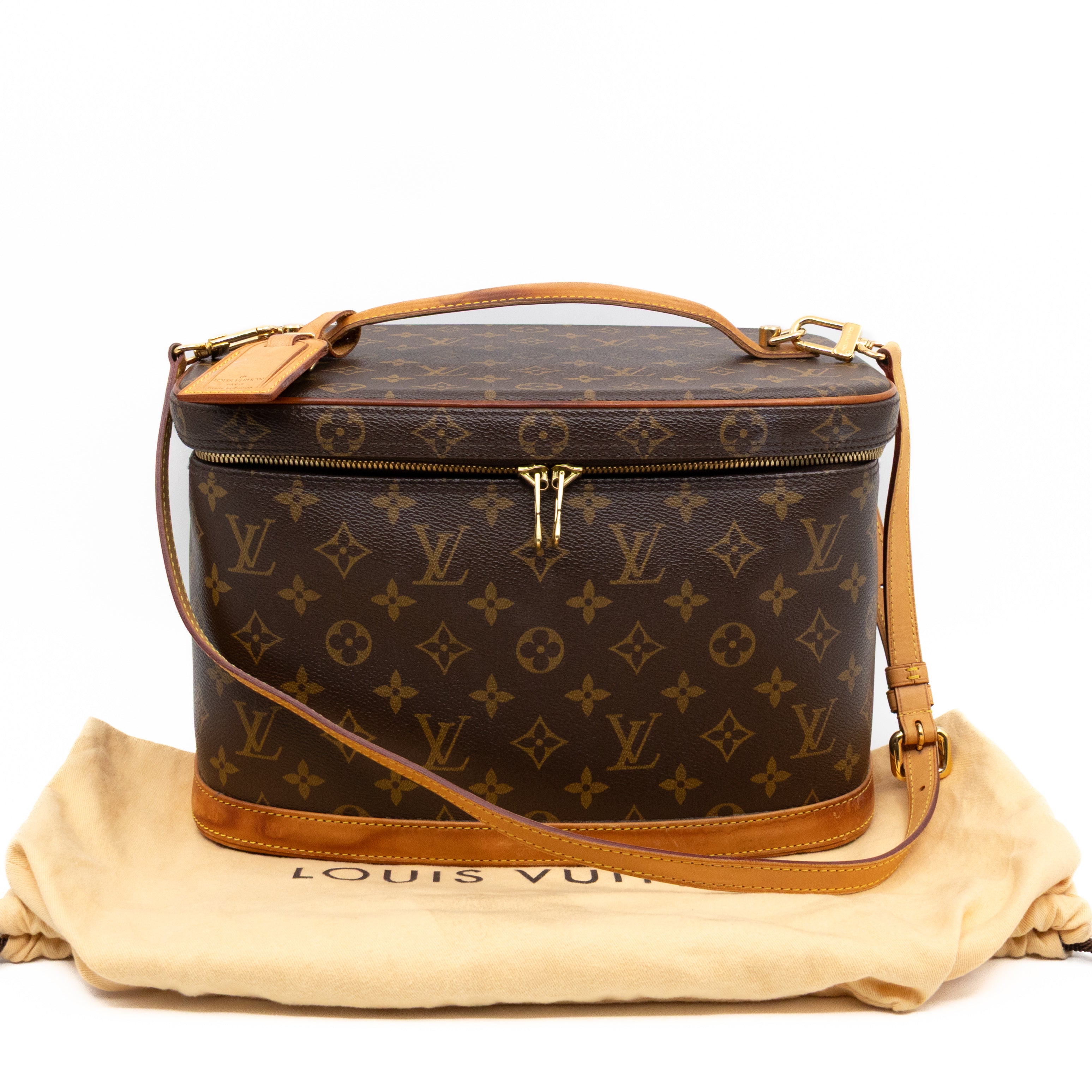 Nice Vanity Case Monogram
