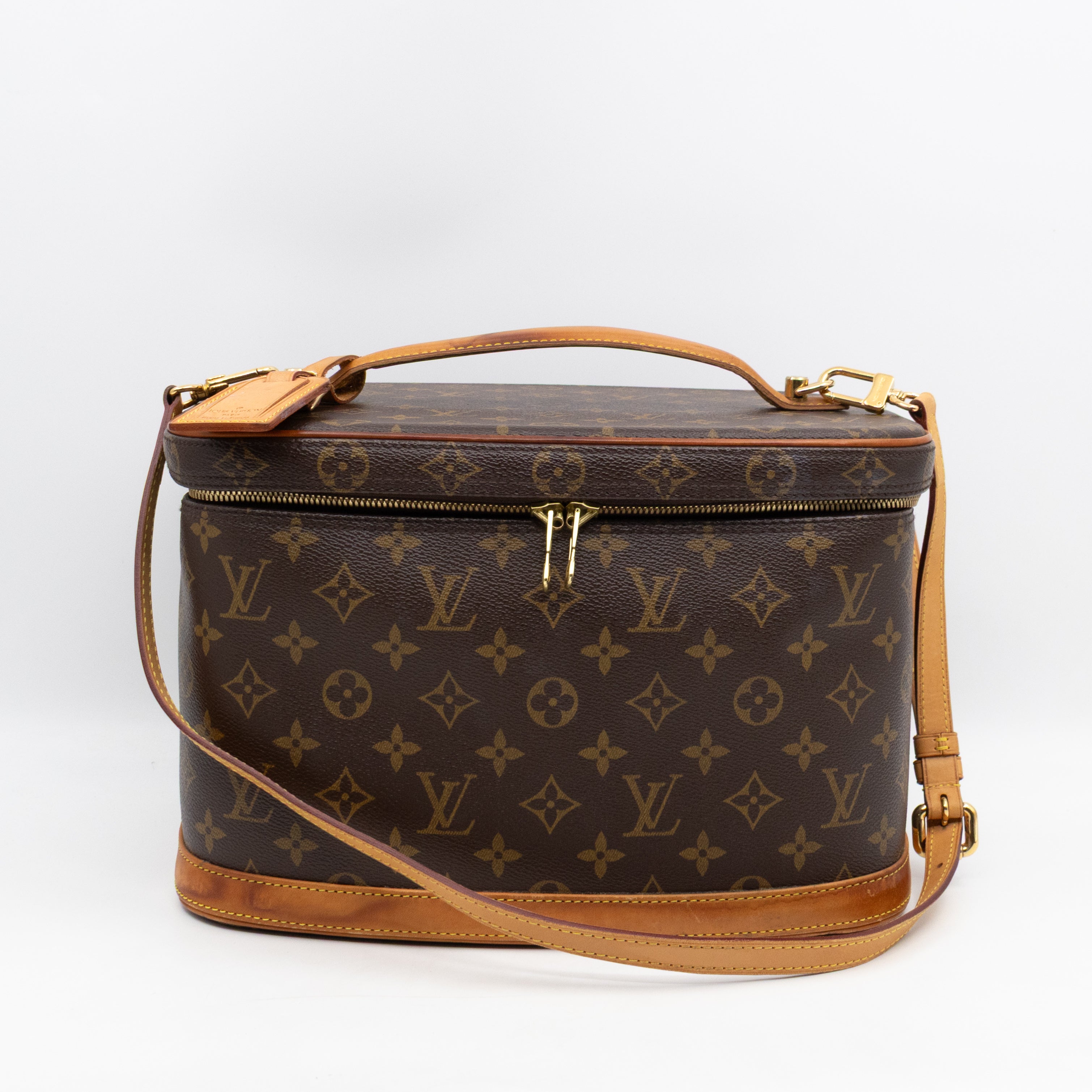 Nice Vanity Case Monogram