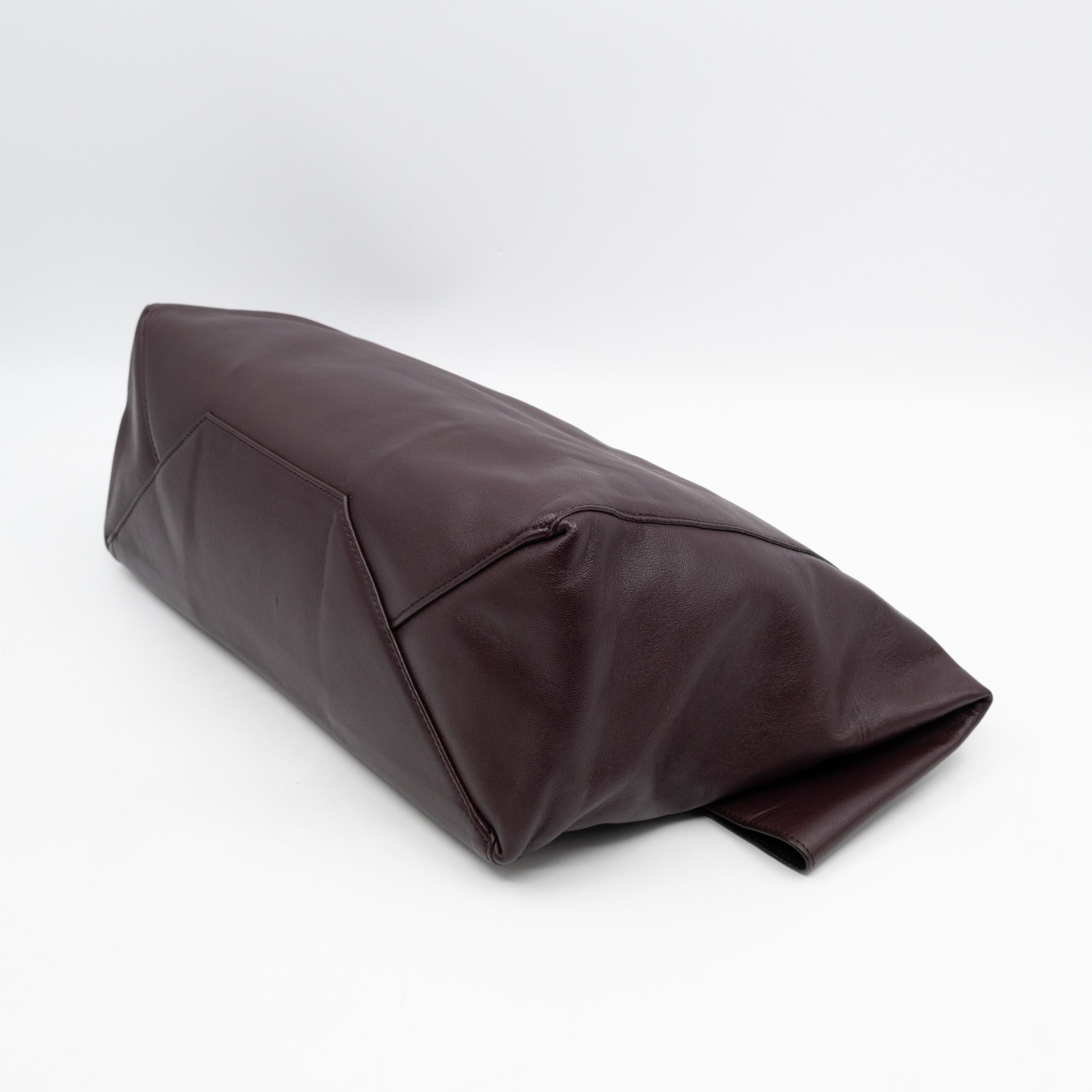 Cabas Fold-over Clutch Bag Burgundy Leather
