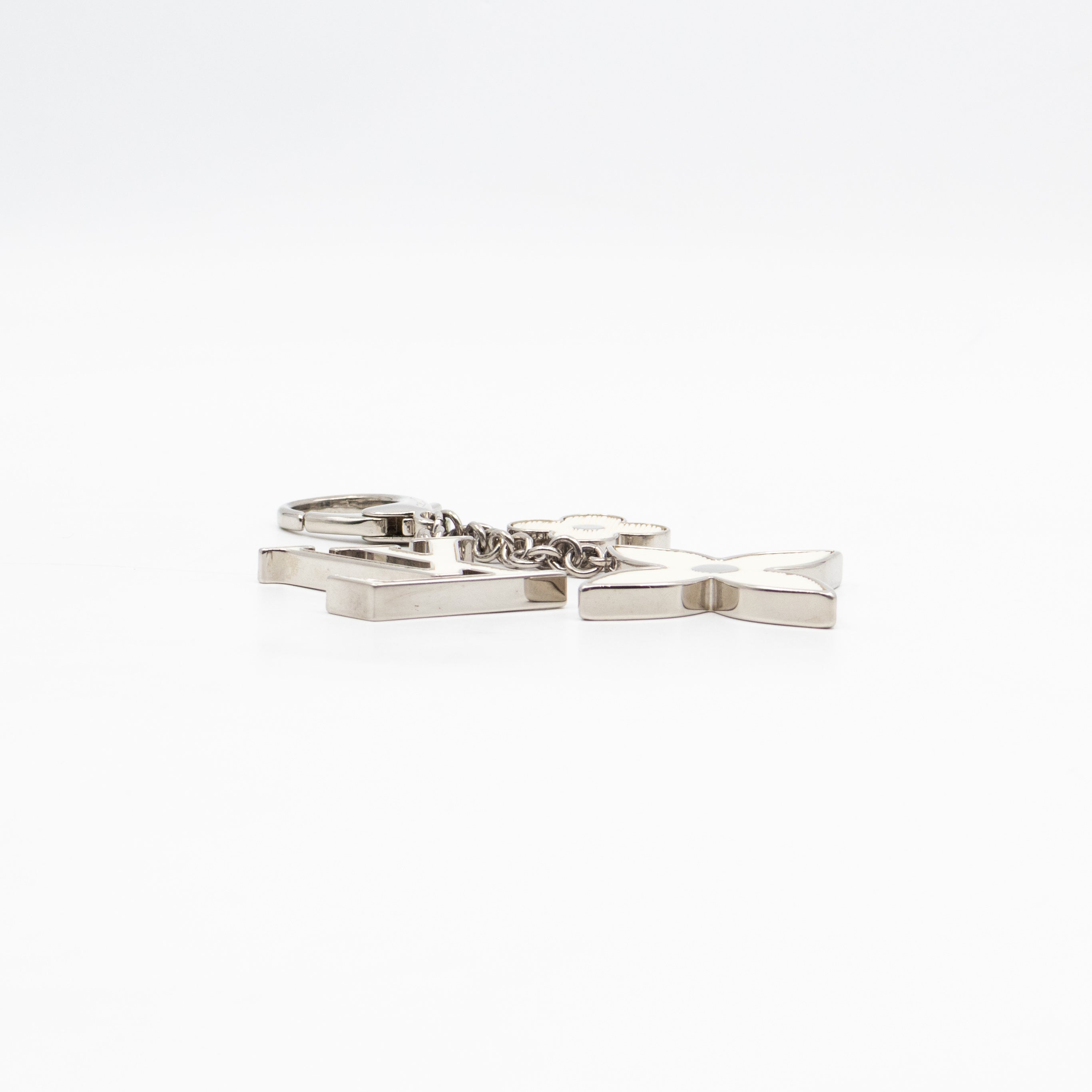 Bijoux Sac Fleur de Epi Bag Charm White