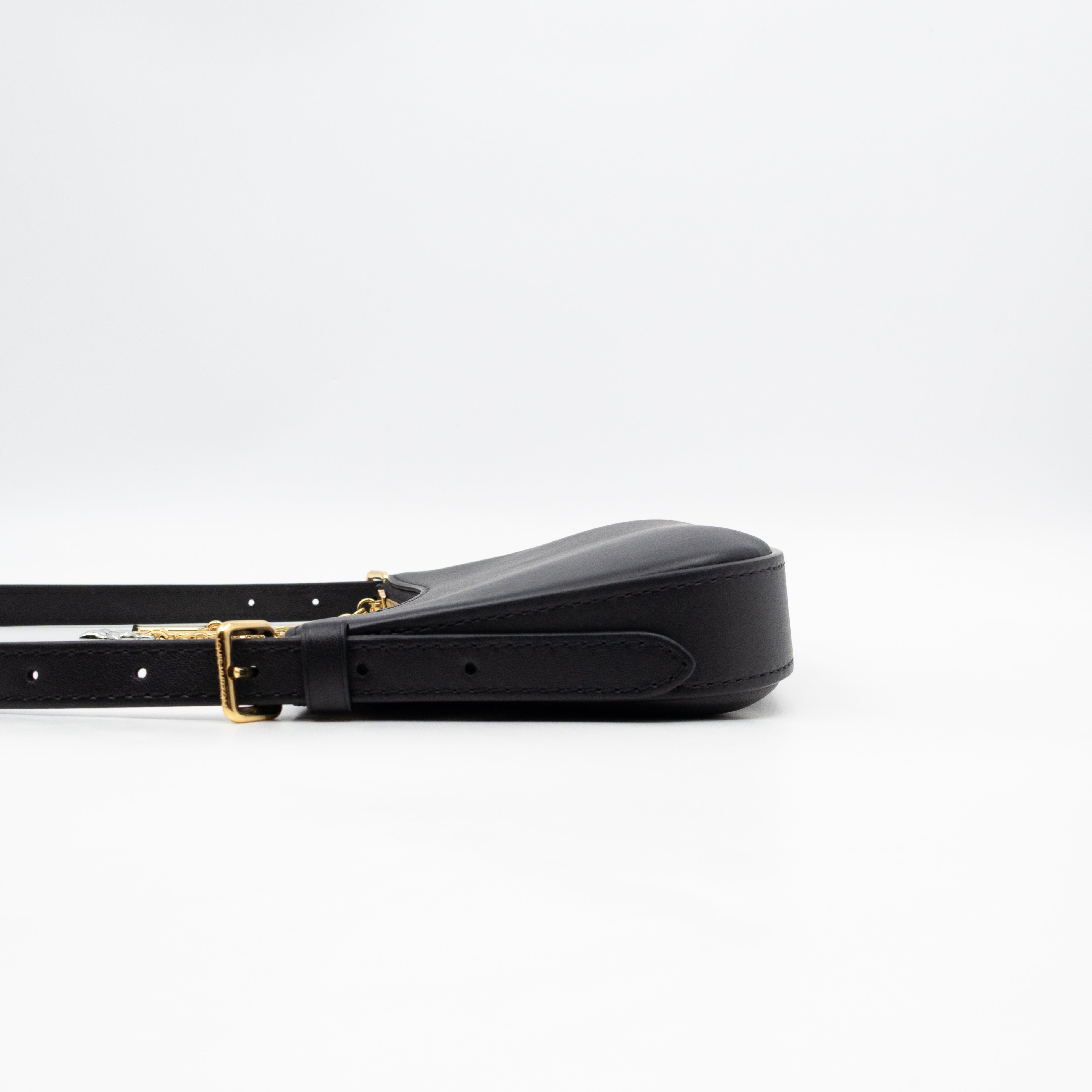 Pochette LV Bloom Black Leather