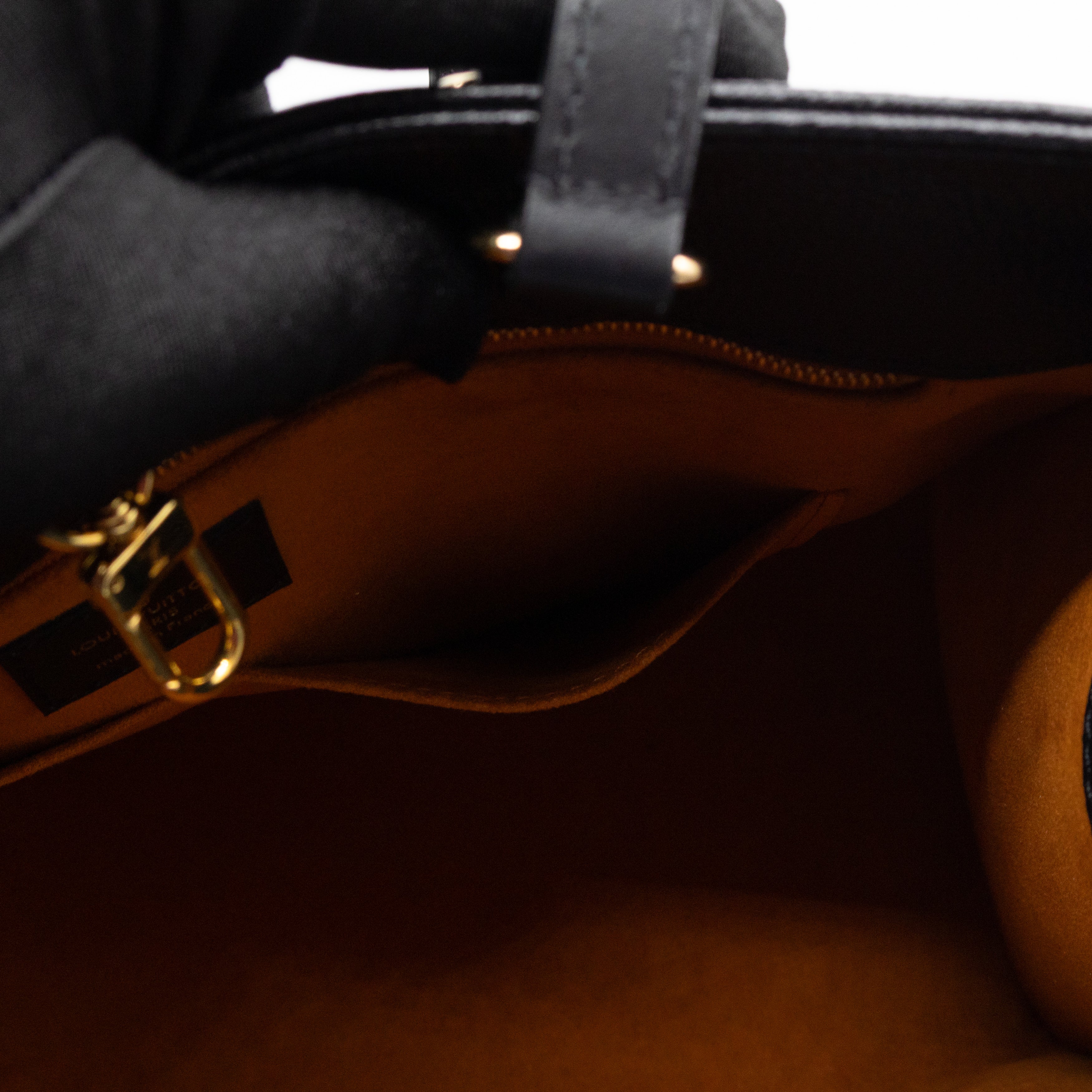 Onthego MM Black Monogram Empreinte
