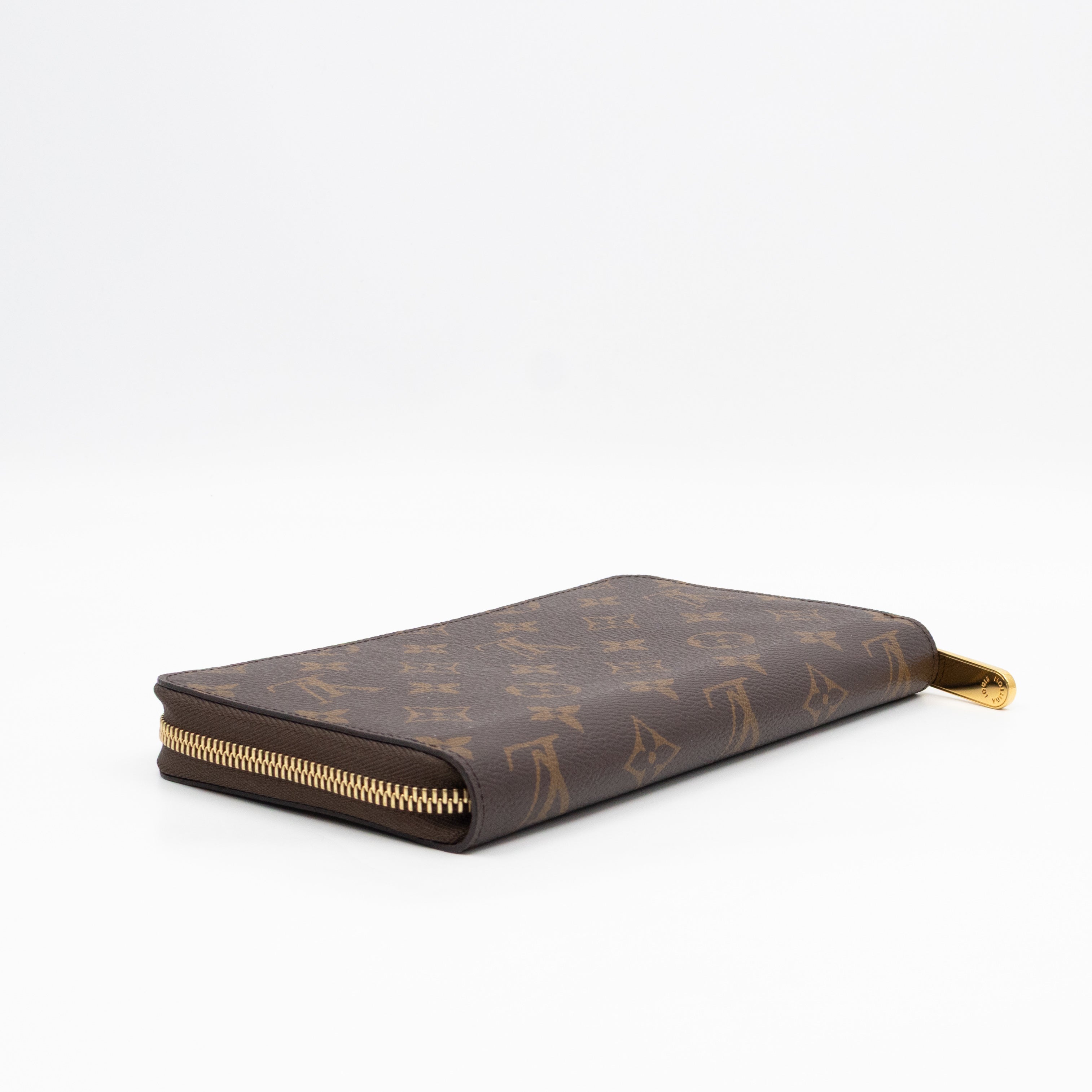 Zippy Organizer Wallet Monogram