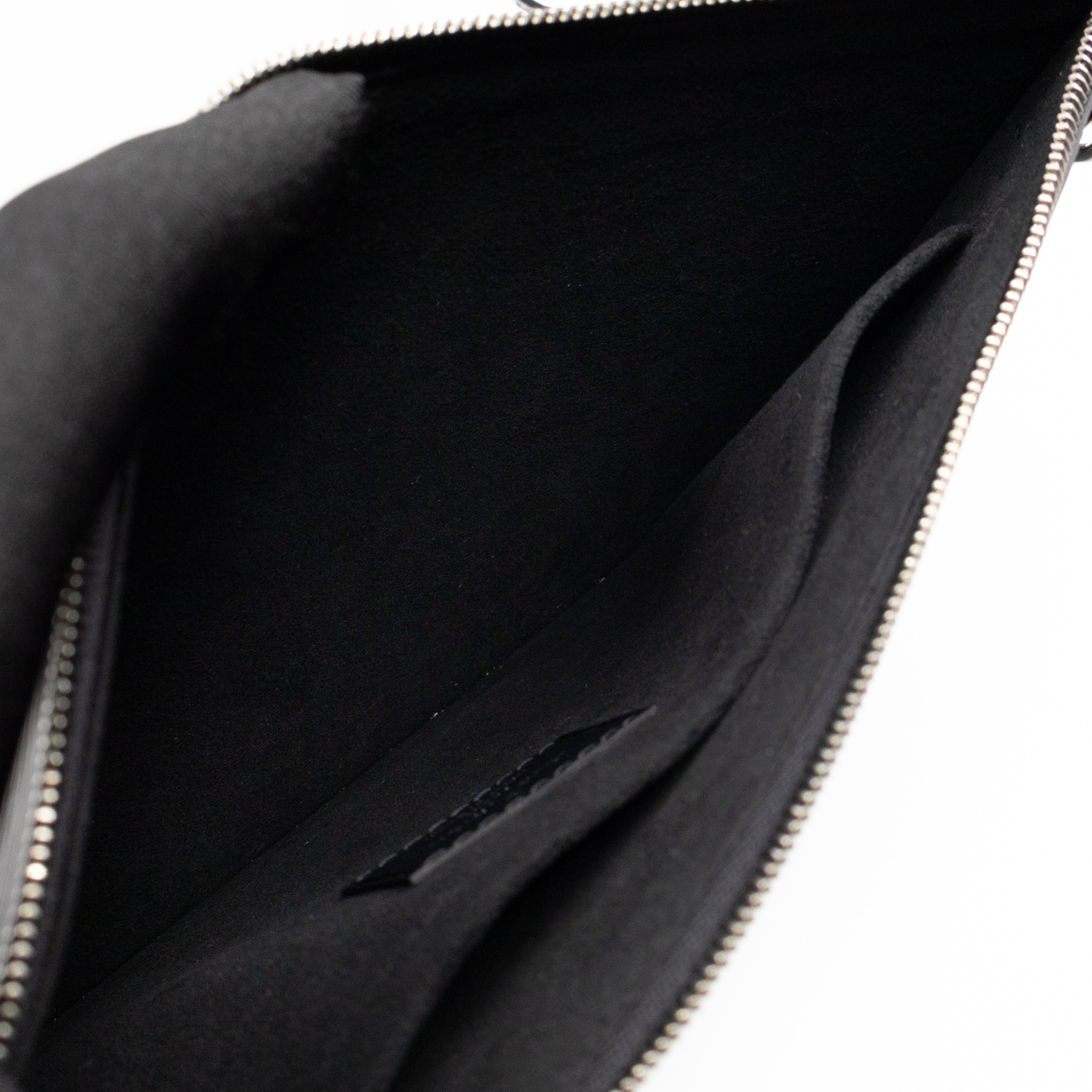 Neverfull MM Black Epi Leather with Pochette