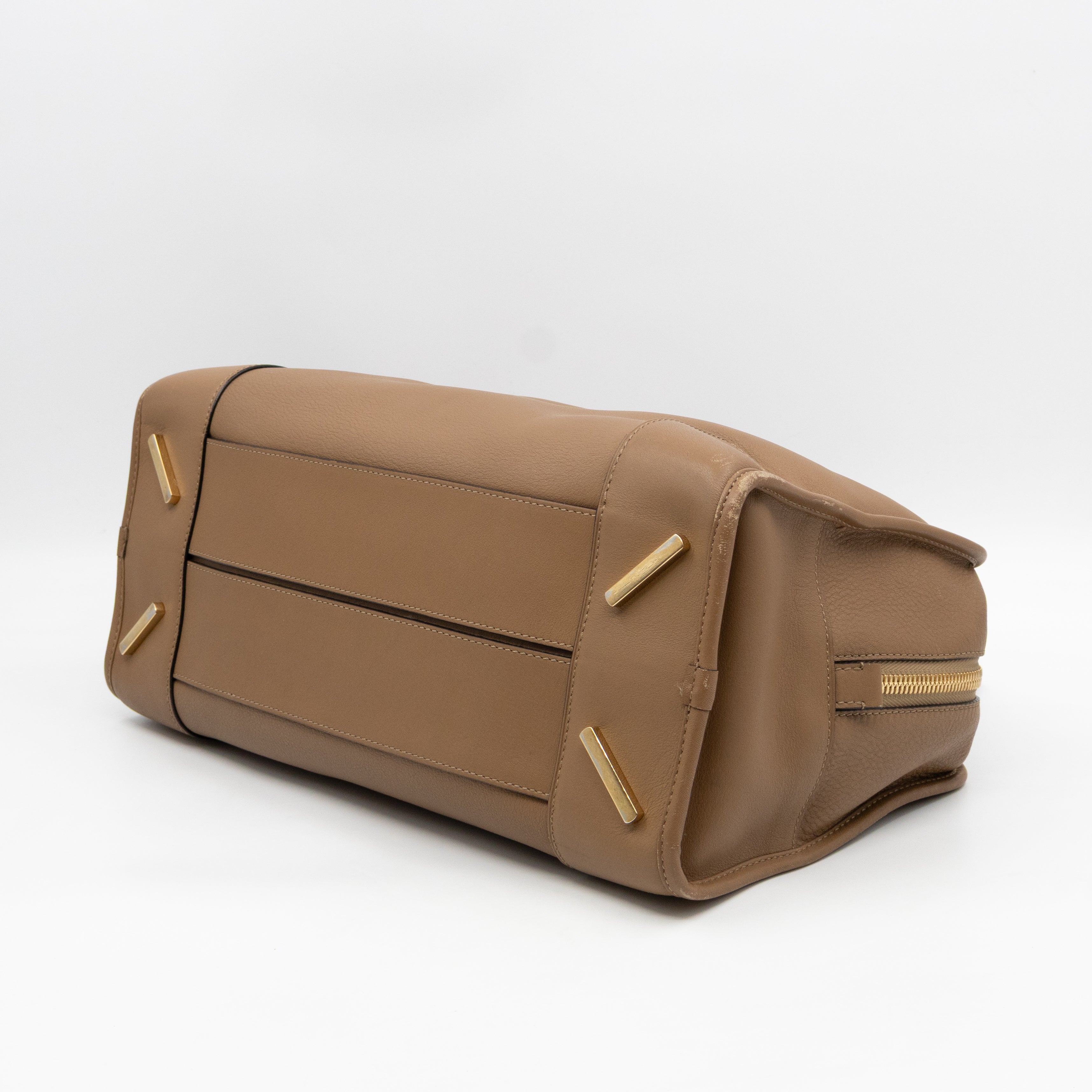 Amazona 36 Brown Leather With Shoulder Strap