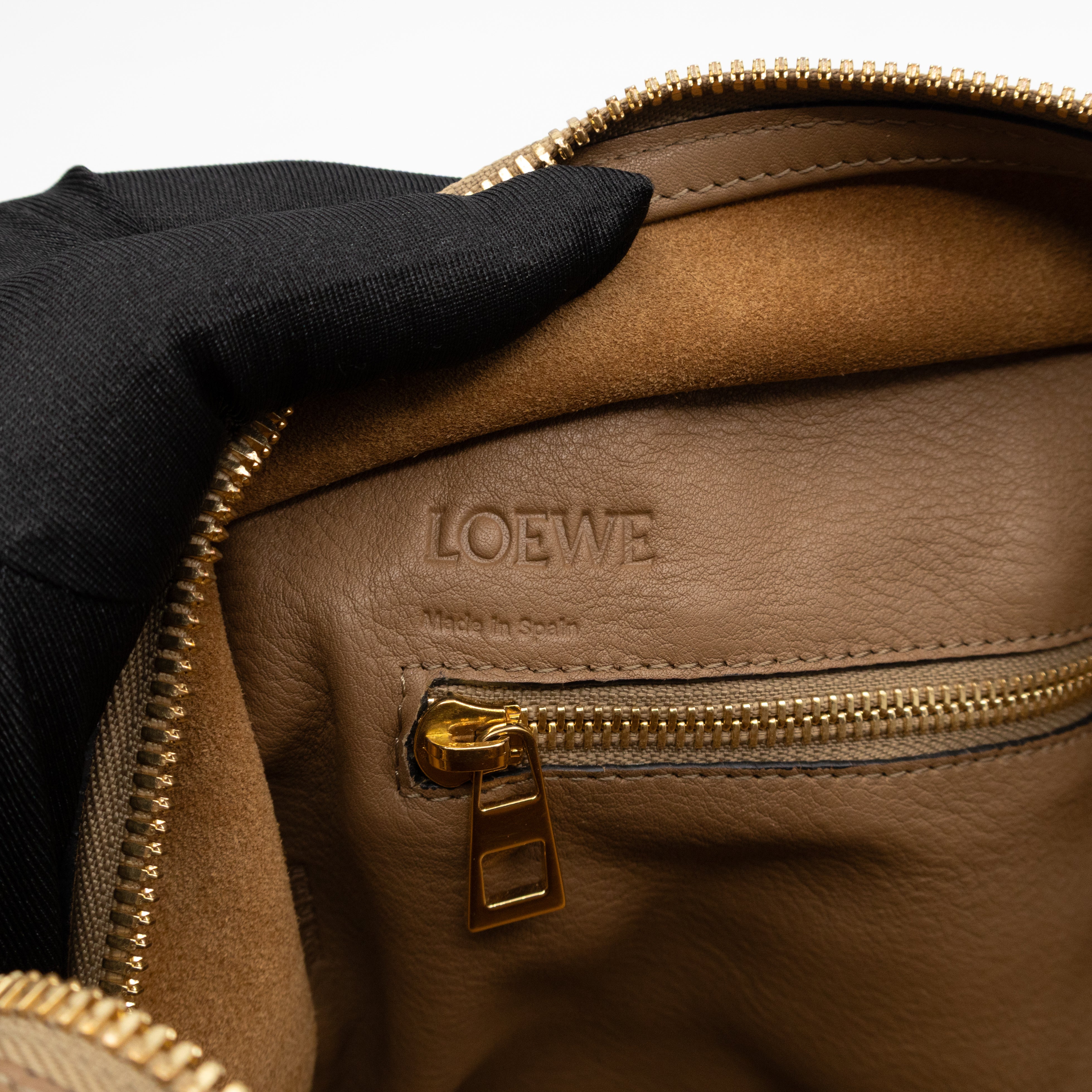 Amazona 36 Brown Leather With Shoulder Strap