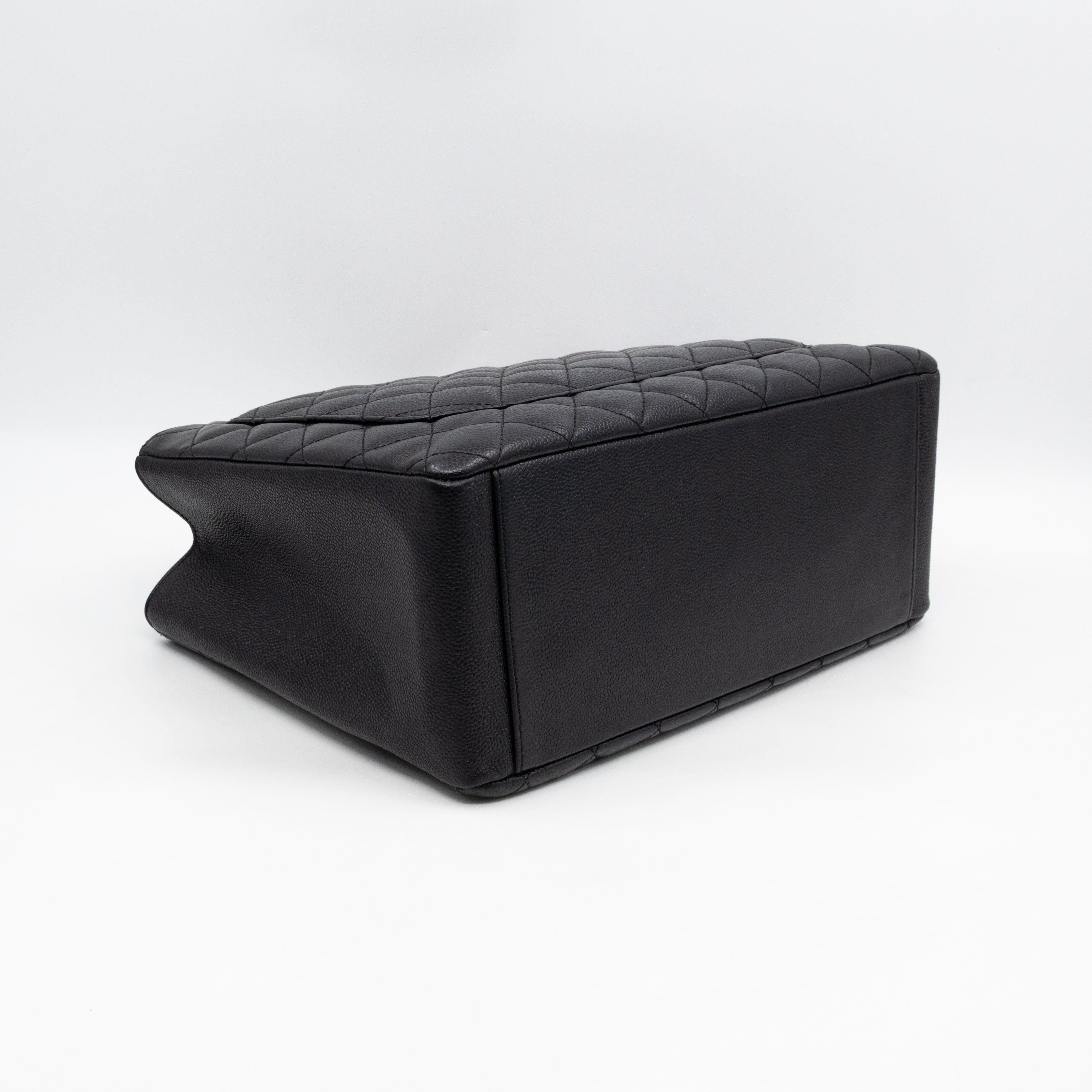 GST Grand Shopping Tote Black Caviar Gold