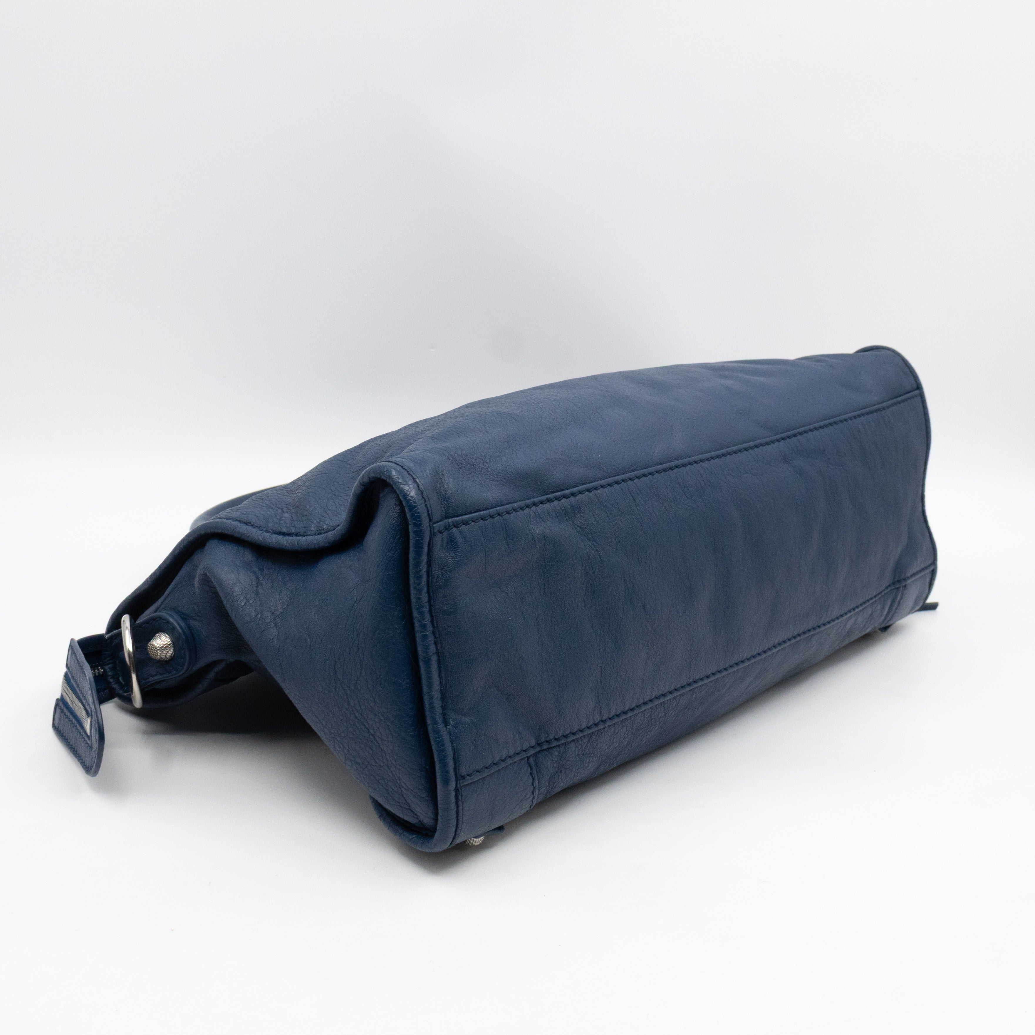 Classic City Giant 12 Blue Leather