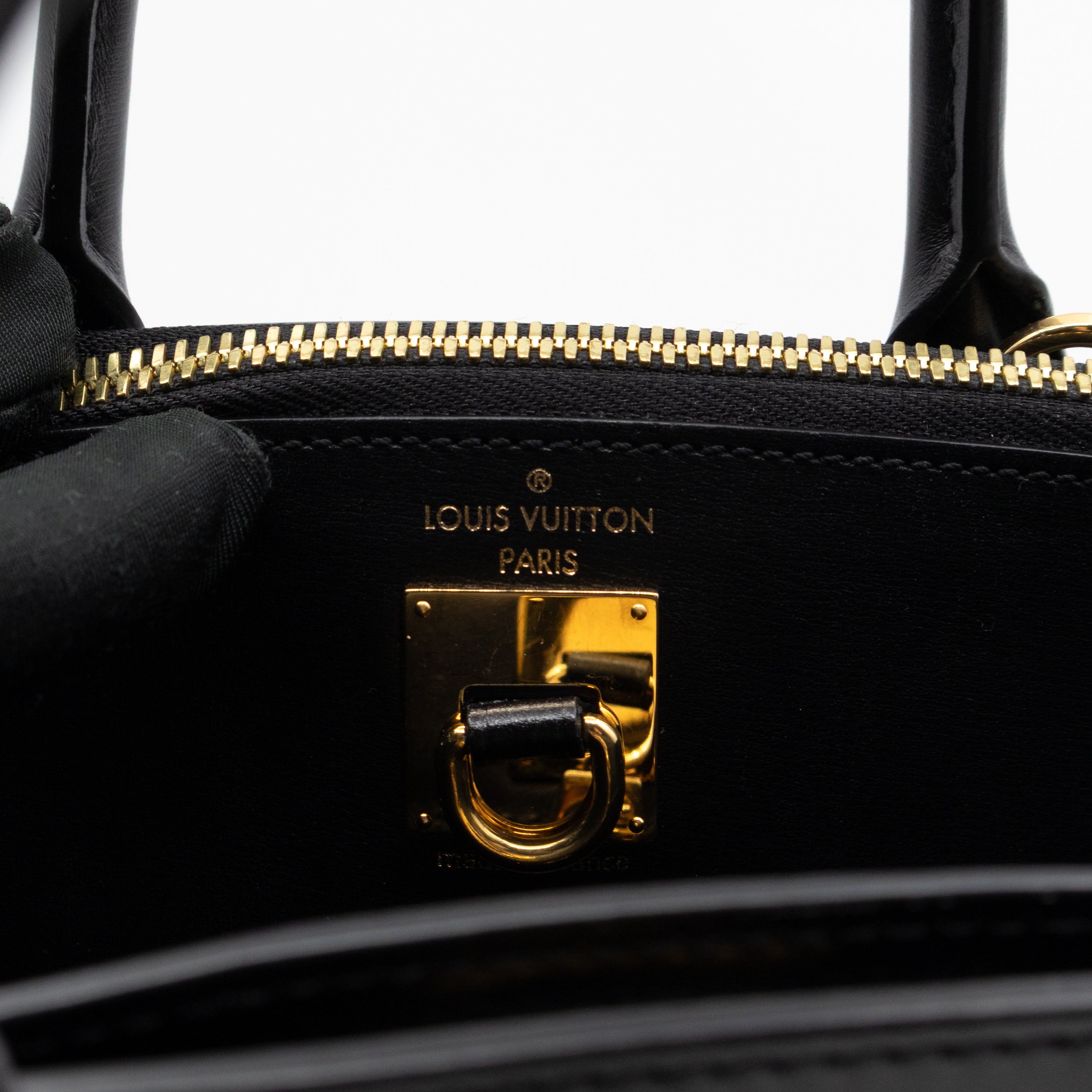 City Steamer PM Black Leather