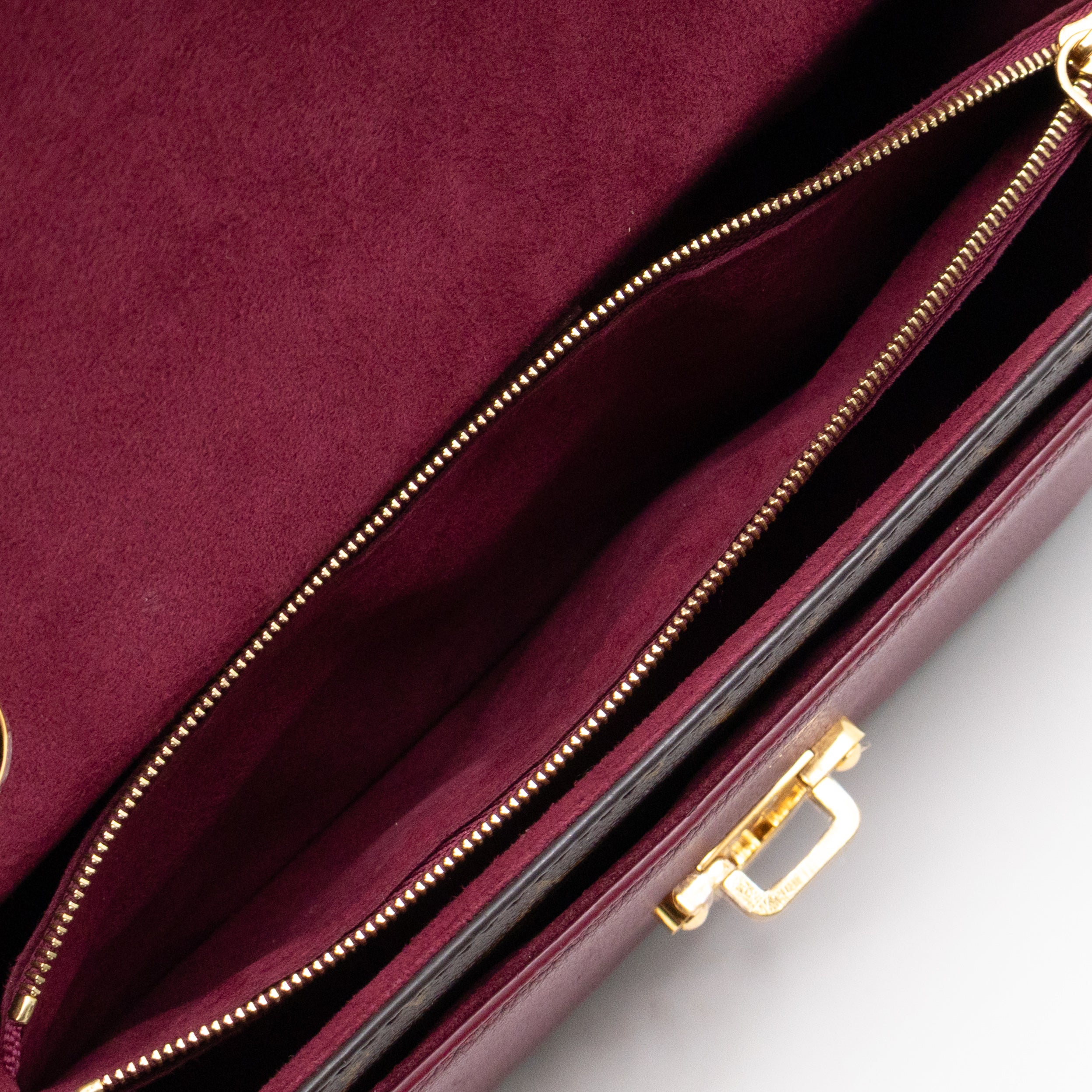 Victoire Monogram Raisin