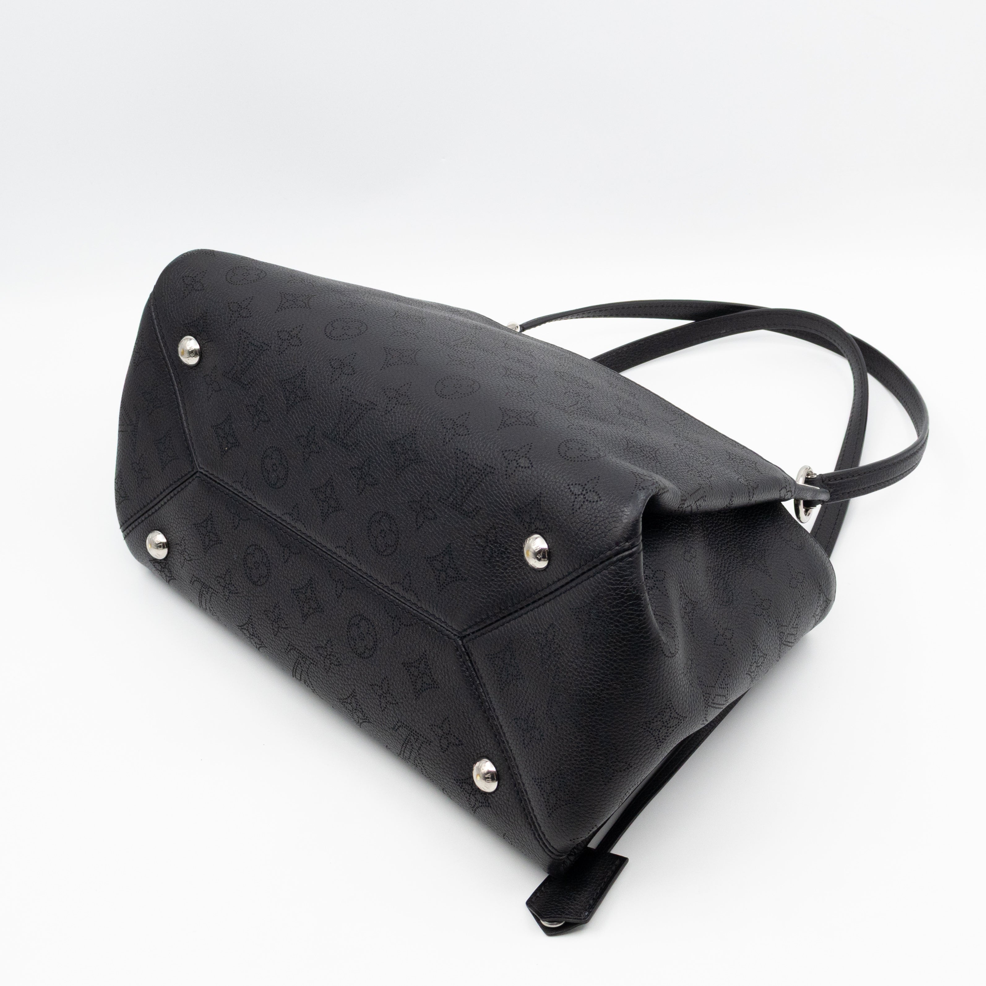 Sevres Mahina Black Leather