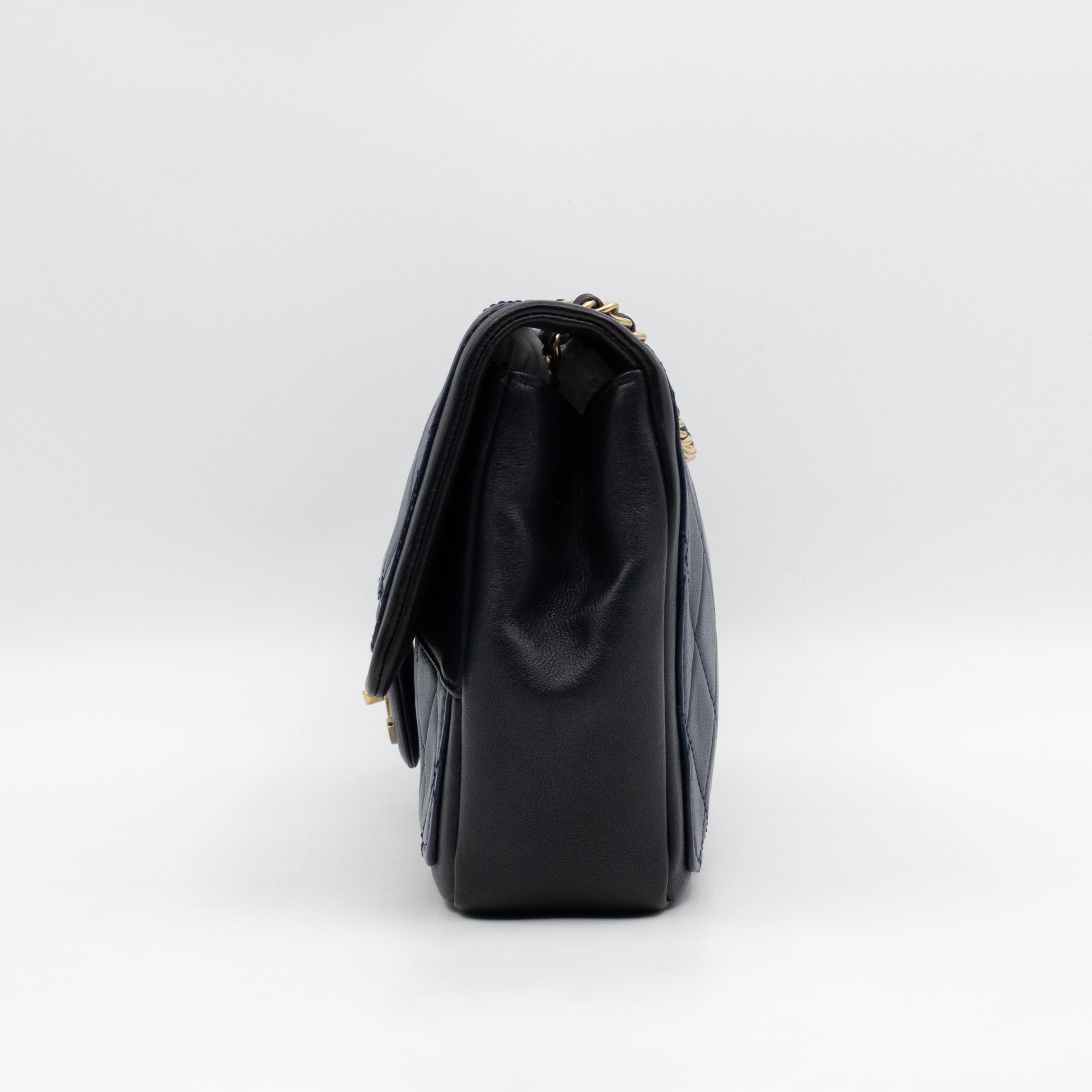 Graphic Medium Flap Bag Blue & Black Leather
