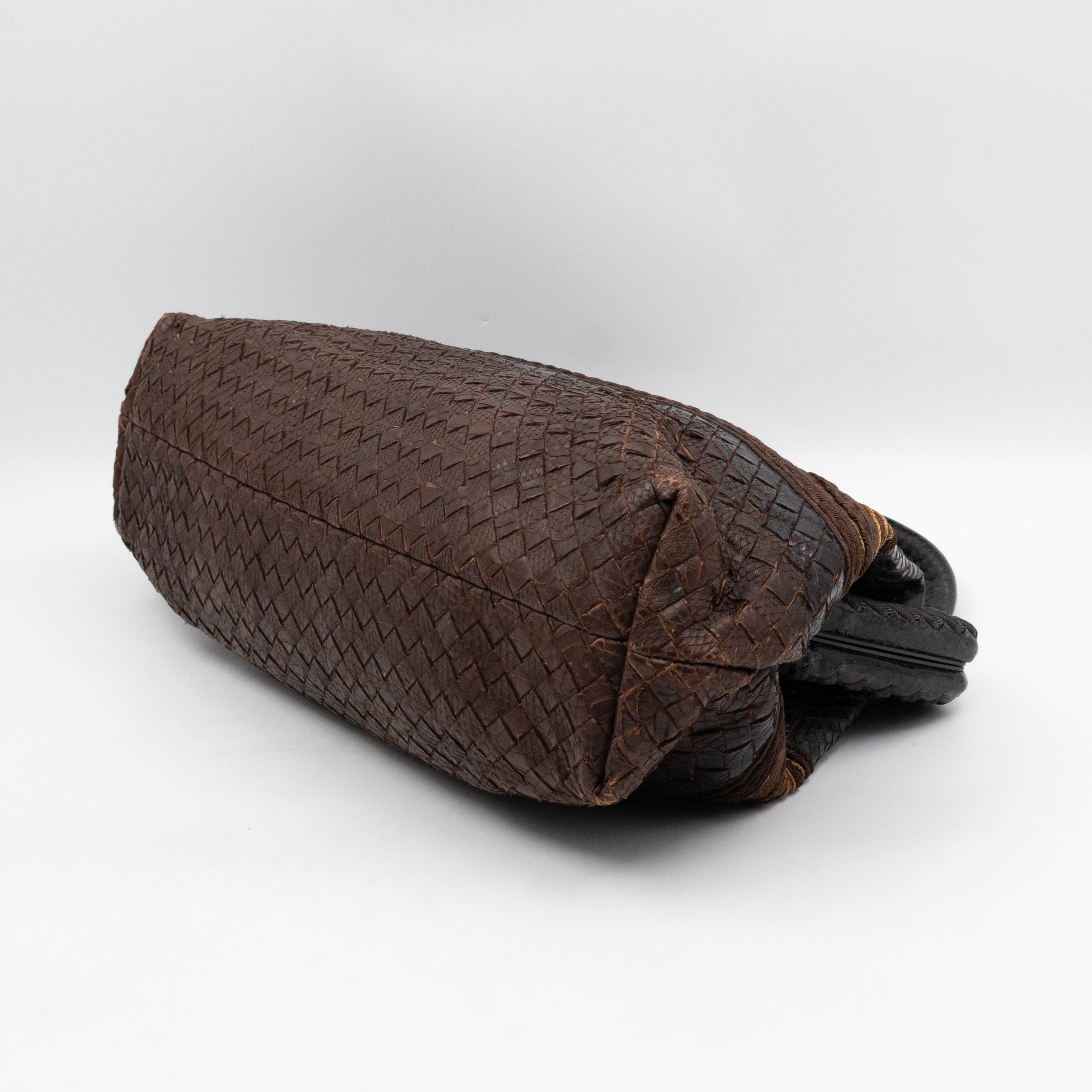 Top Handle Marron Intrecciato En Python Leather