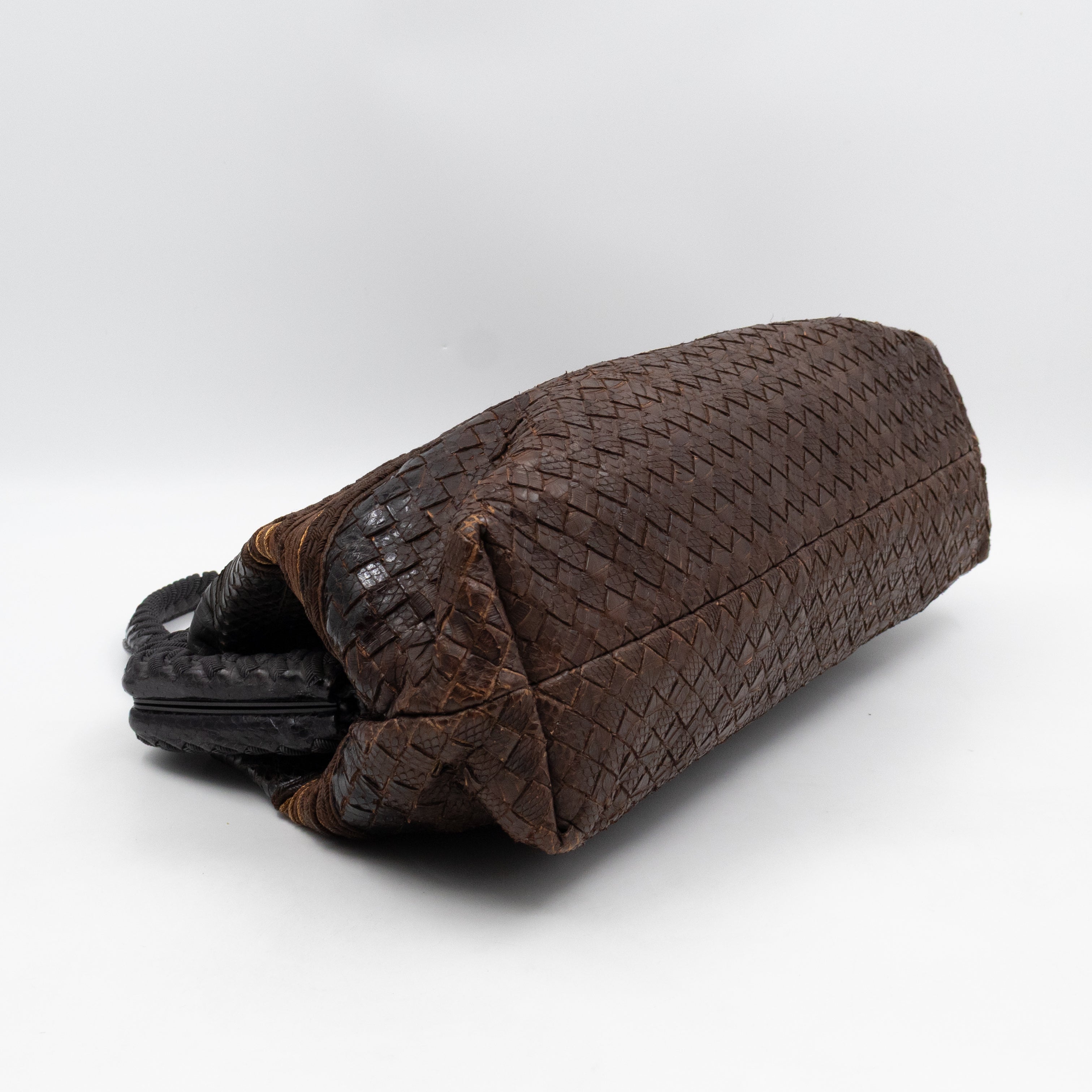Top Handle Marron Intrecciato En Python Leather