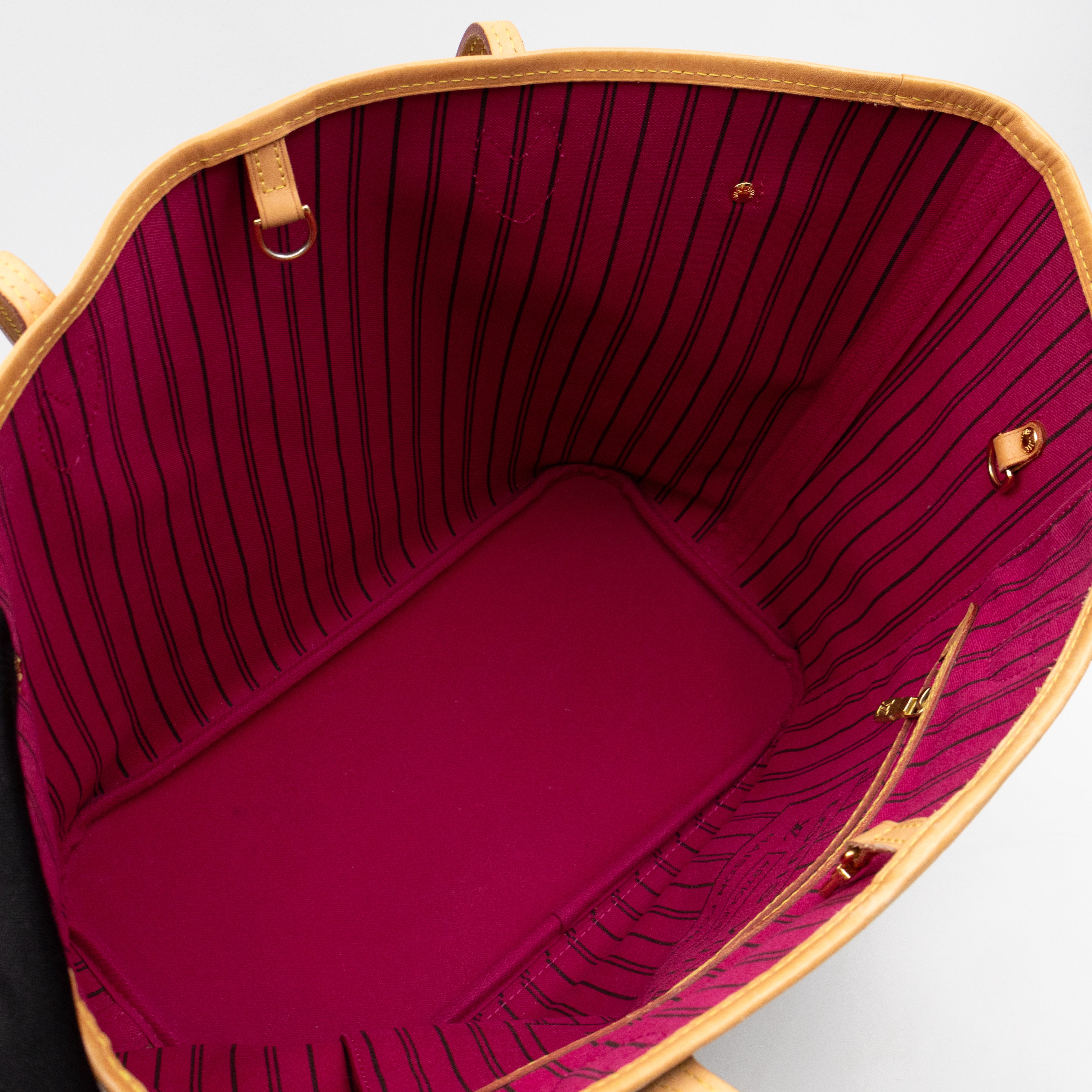 Neverfull MM Monogram Fuchsia
