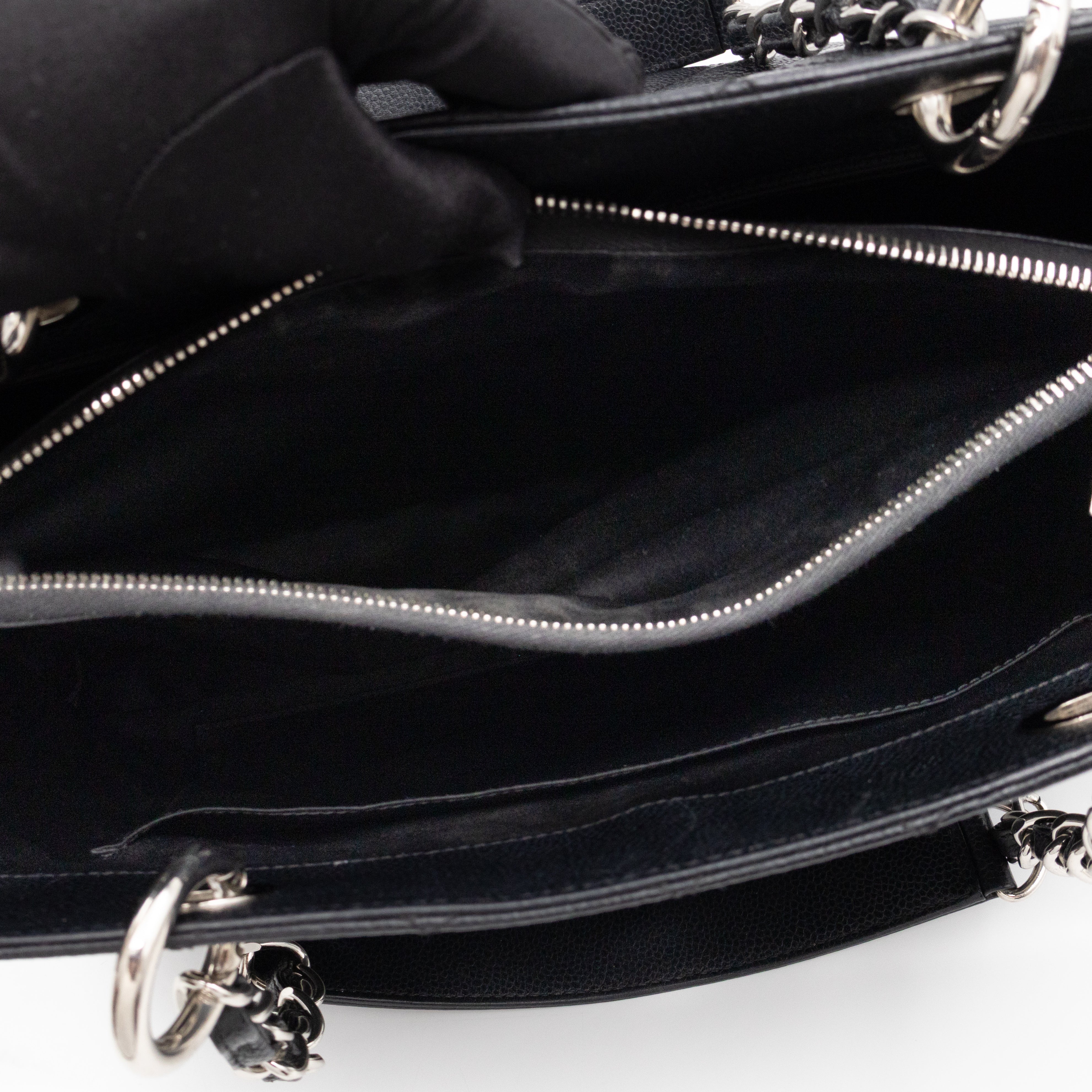 GST Grand Shopping Tote Black Caviar Silver