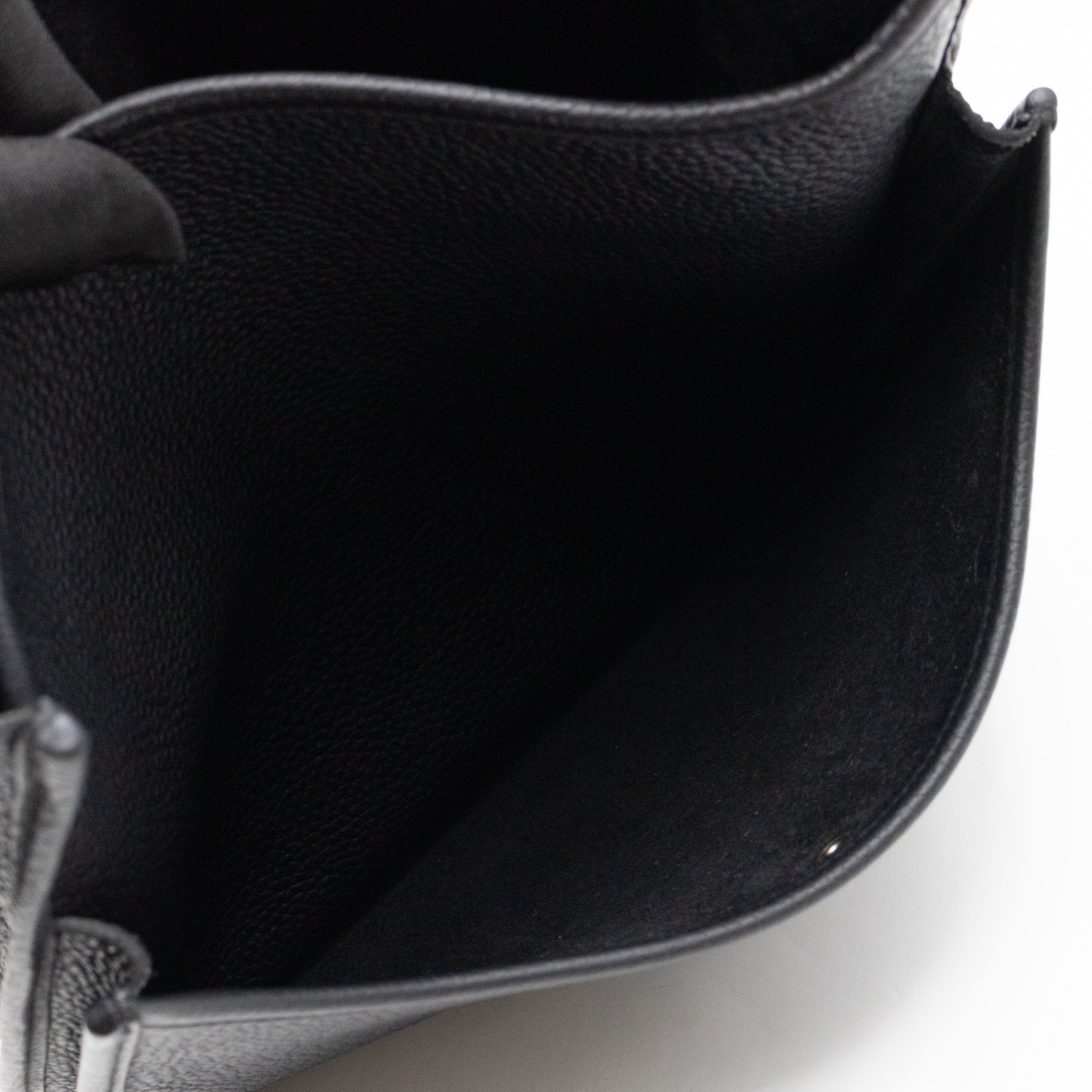 Evelyne III 29 PM Black Taurillon Clemence Leather