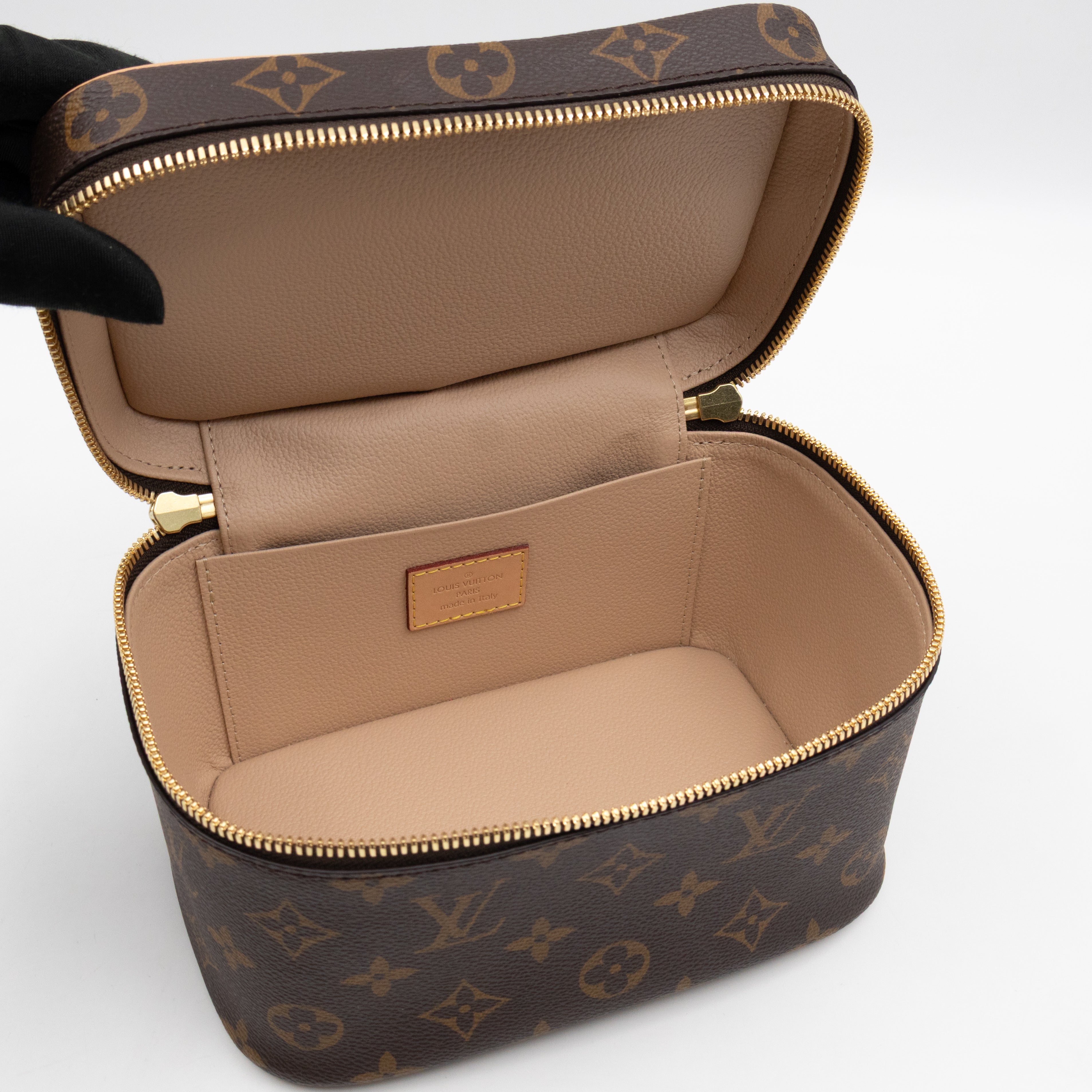 Nice Mini Monogram