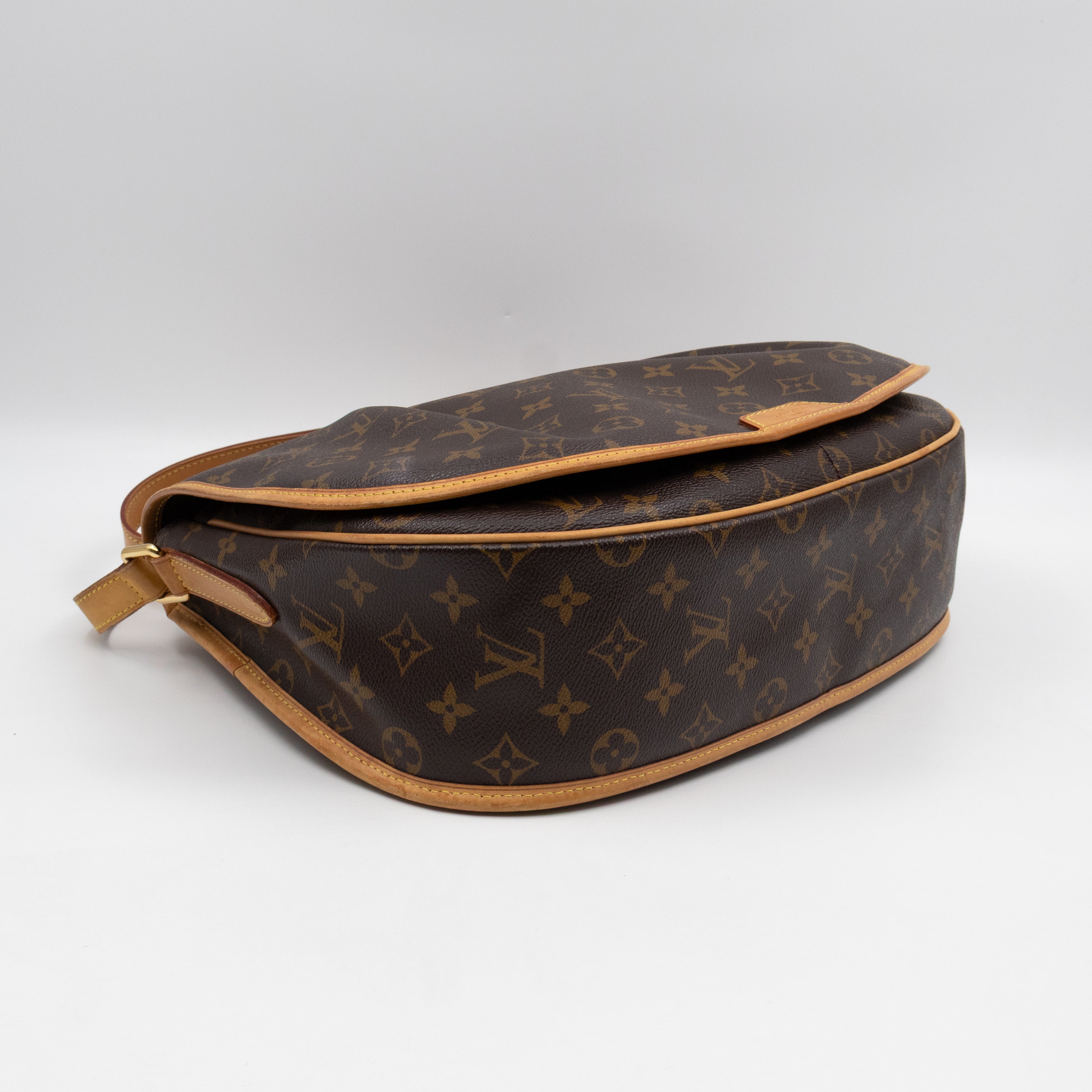 Menilmontant MM Monogram