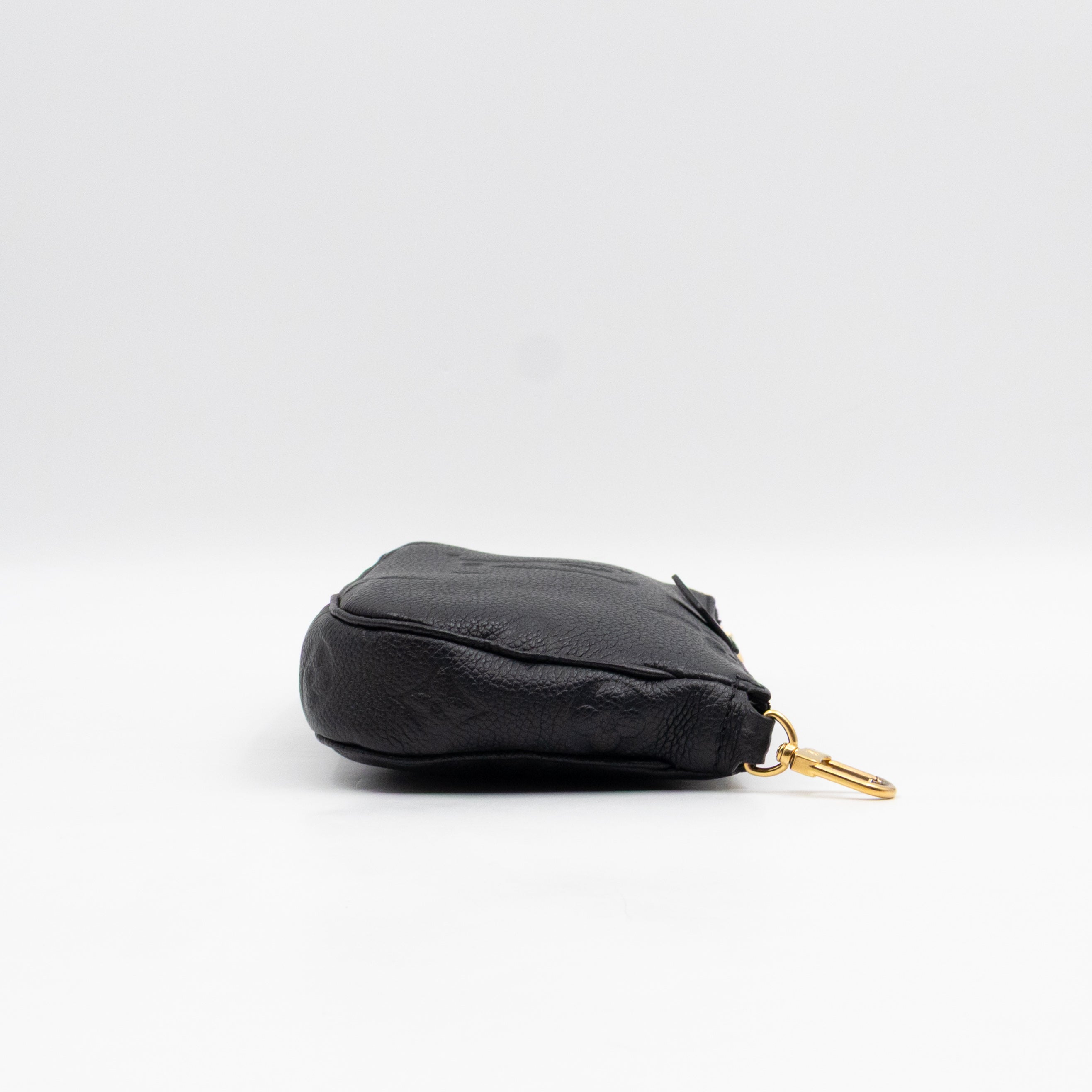 Multi Pochette Accessoires Black Monogram Empreinte