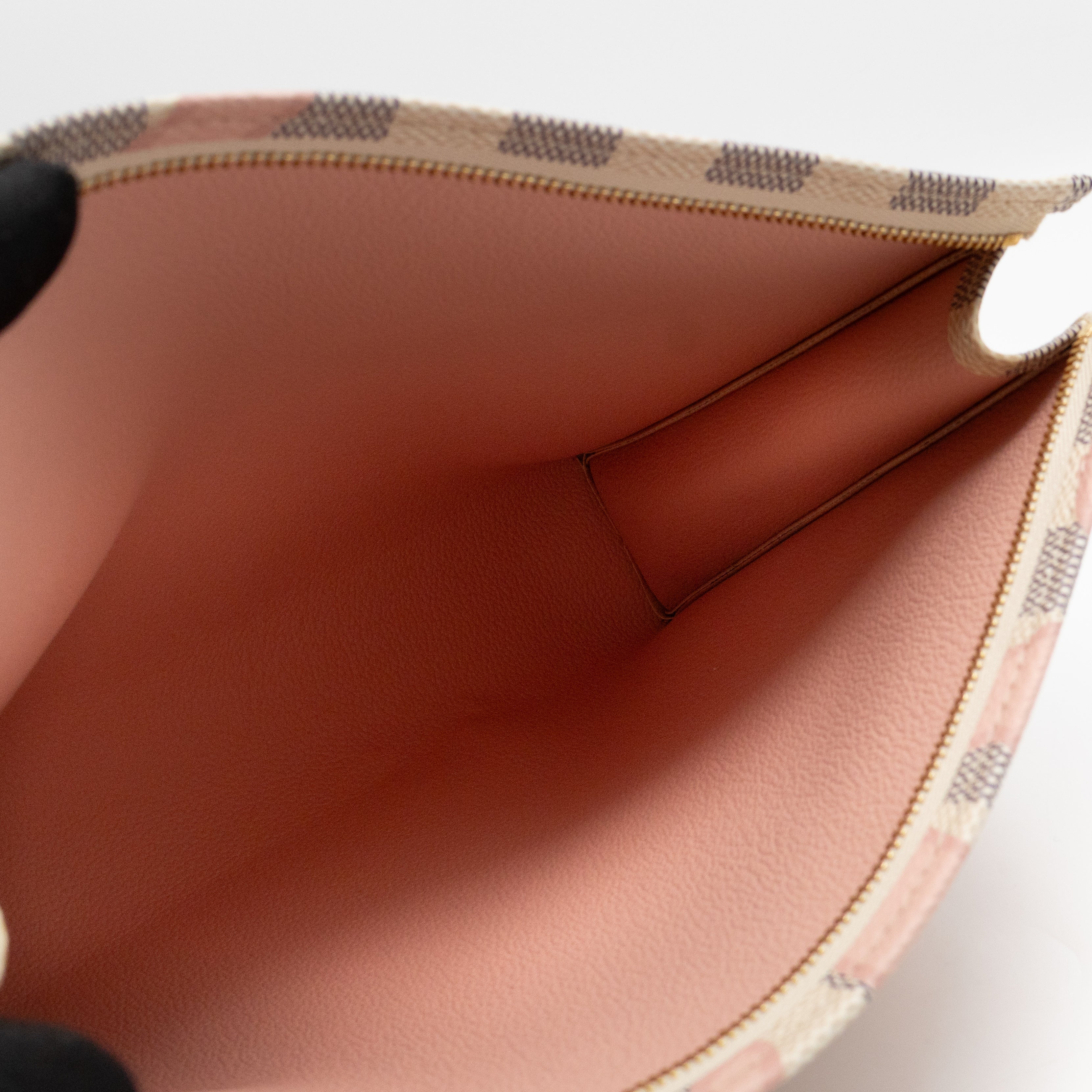 Toiletry Pouch 26 Tahitienne Damier Azur