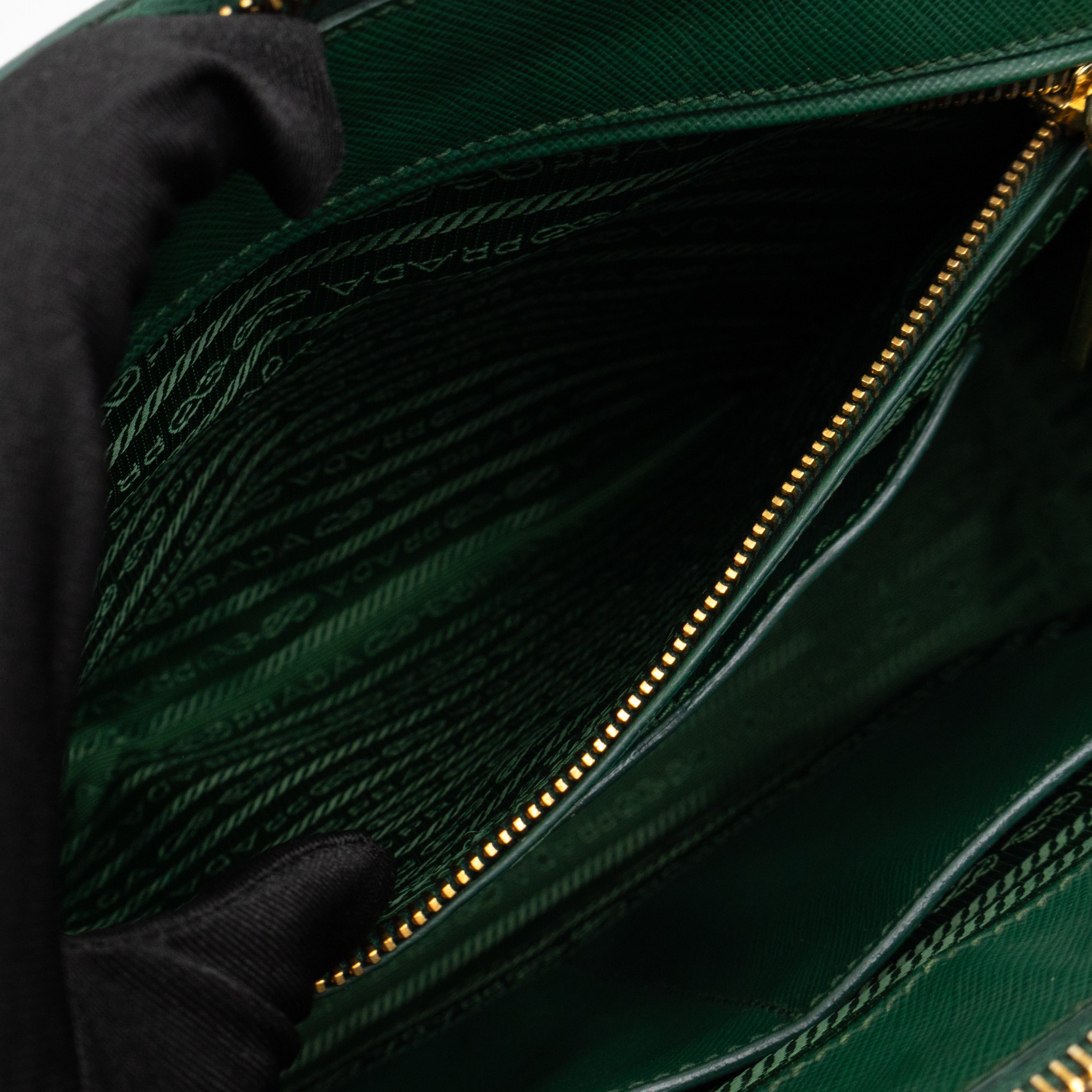 Galleria Large Double Zip Biliardo Green Saffiano Leather