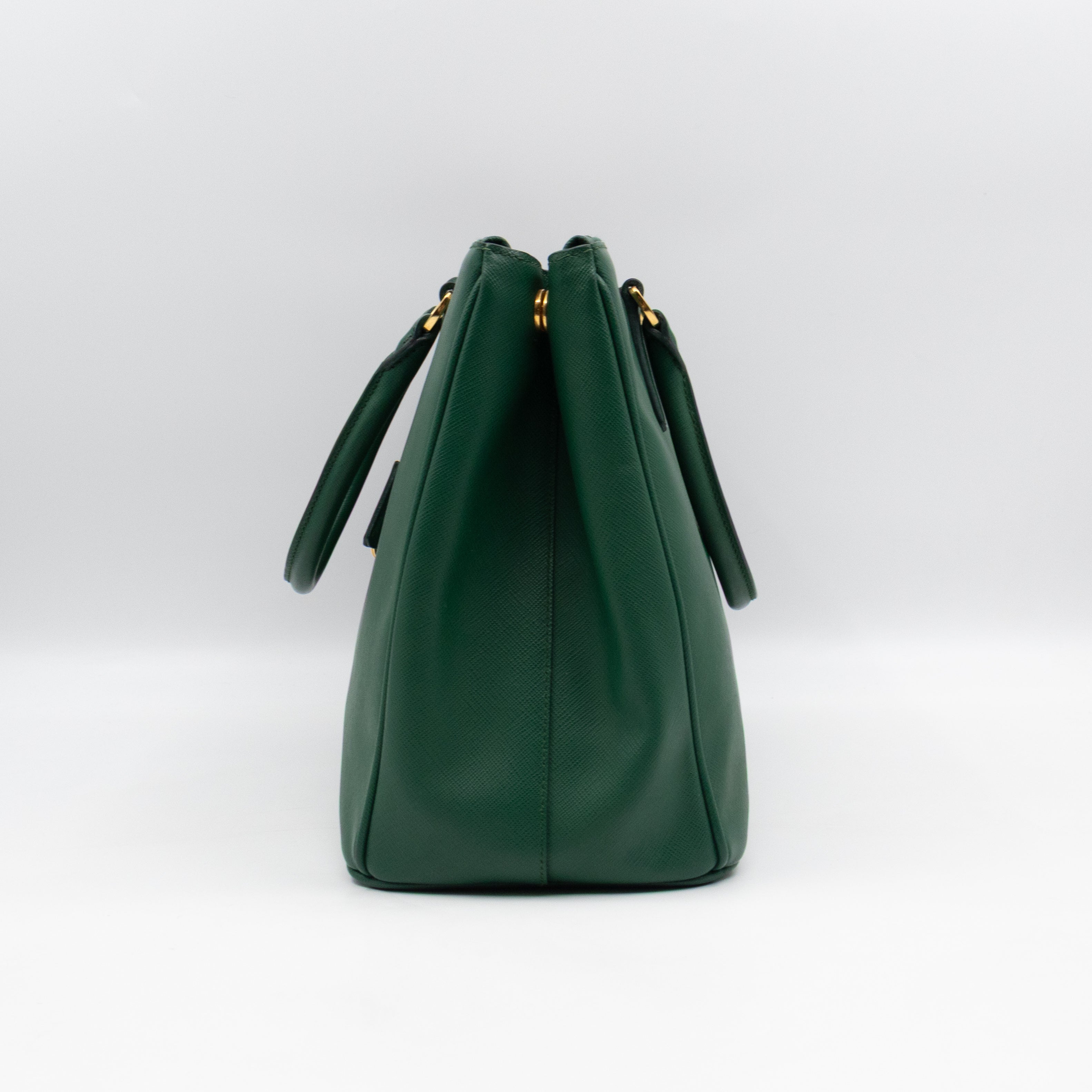 Galleria Large Double Zip Biliardo Green Saffiano Leather