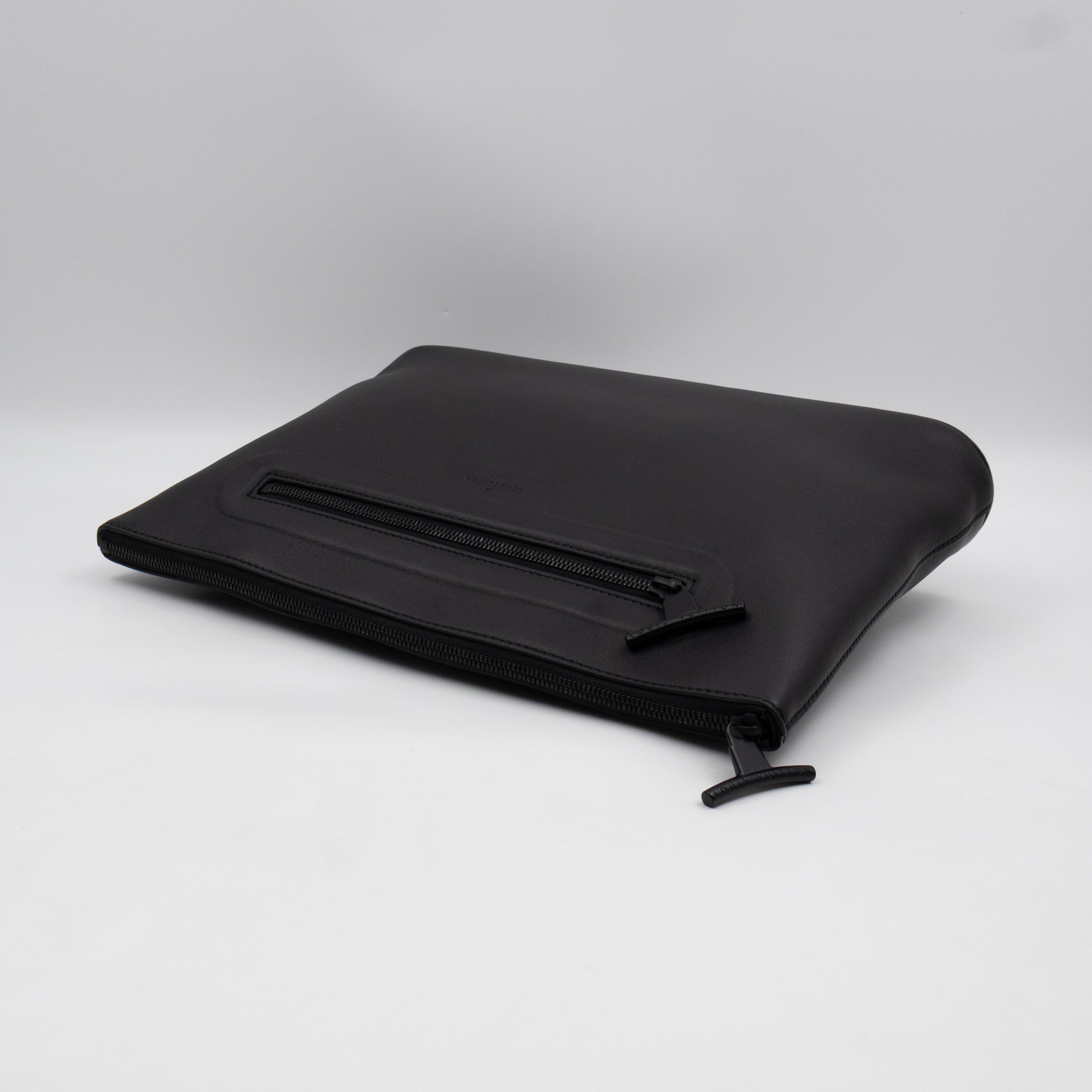 Pochette Cosmos Black Infinity Leather